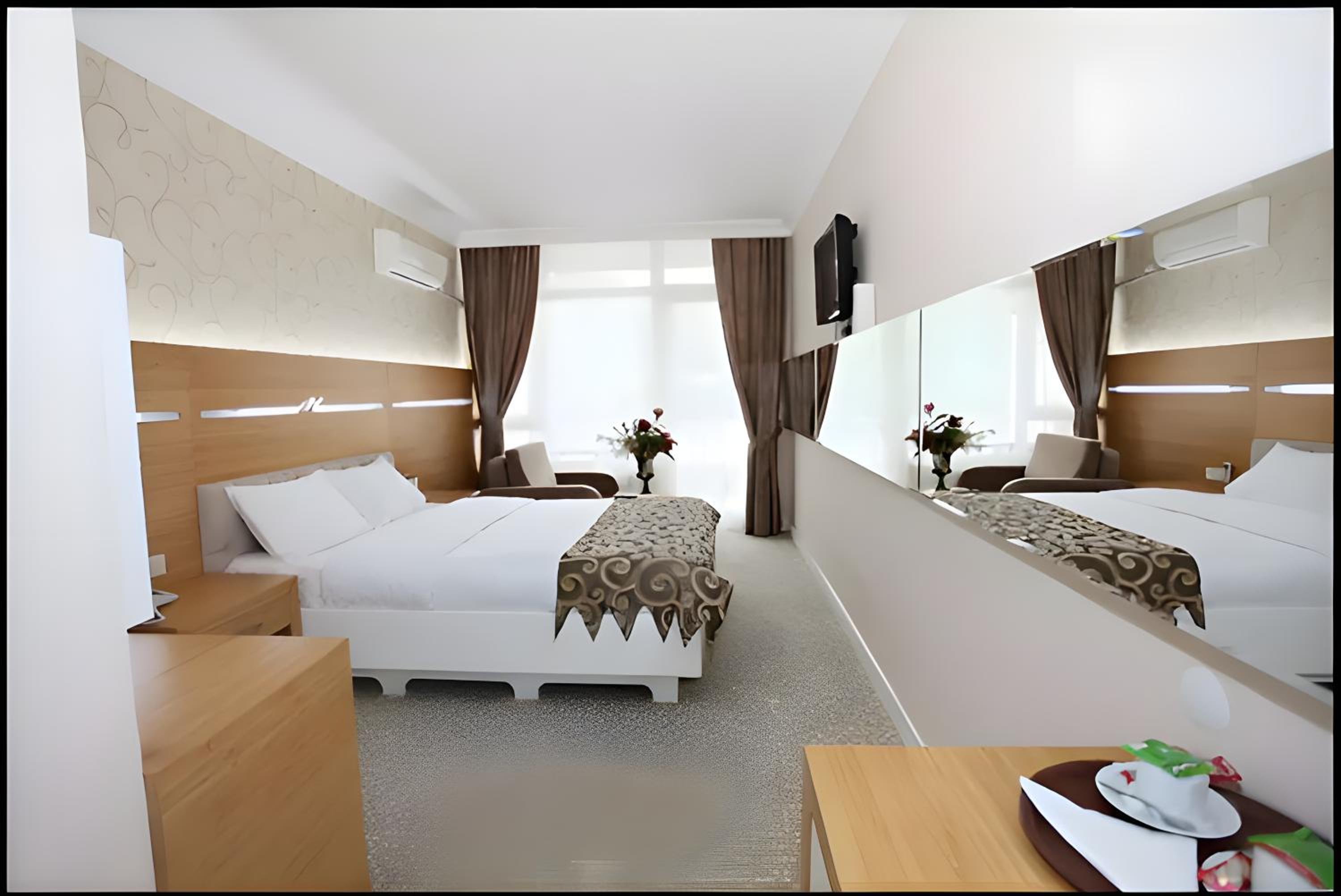 Double Room with Lake View