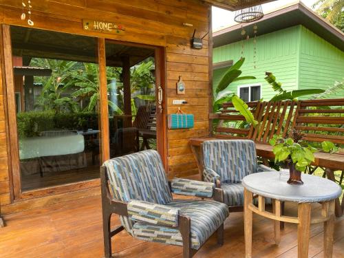 Triple Room with Garden View - Photo 9
