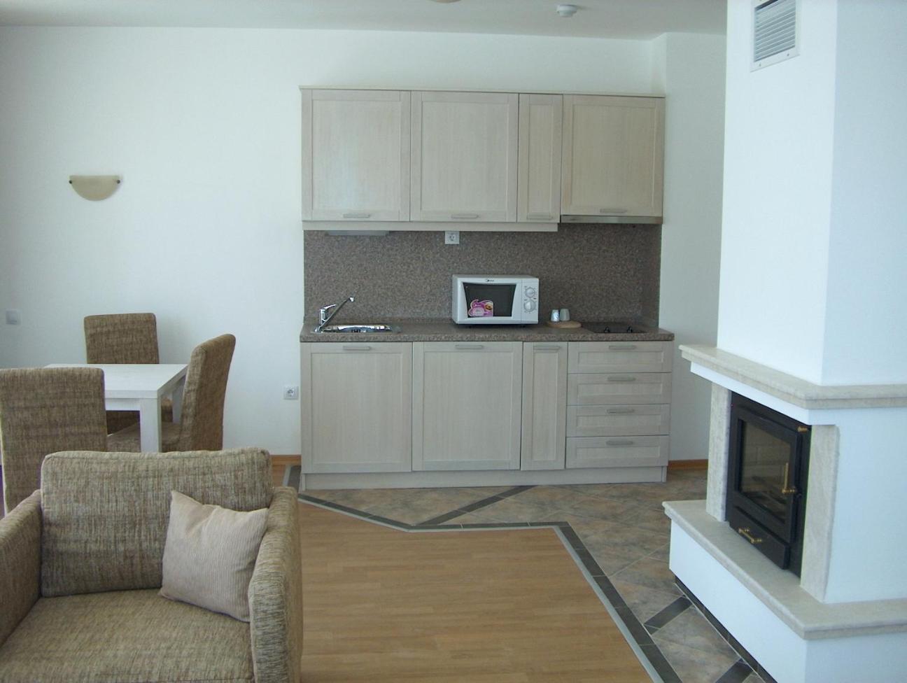 Two-Bedroom Apartment with Balcony - Free Spa Access