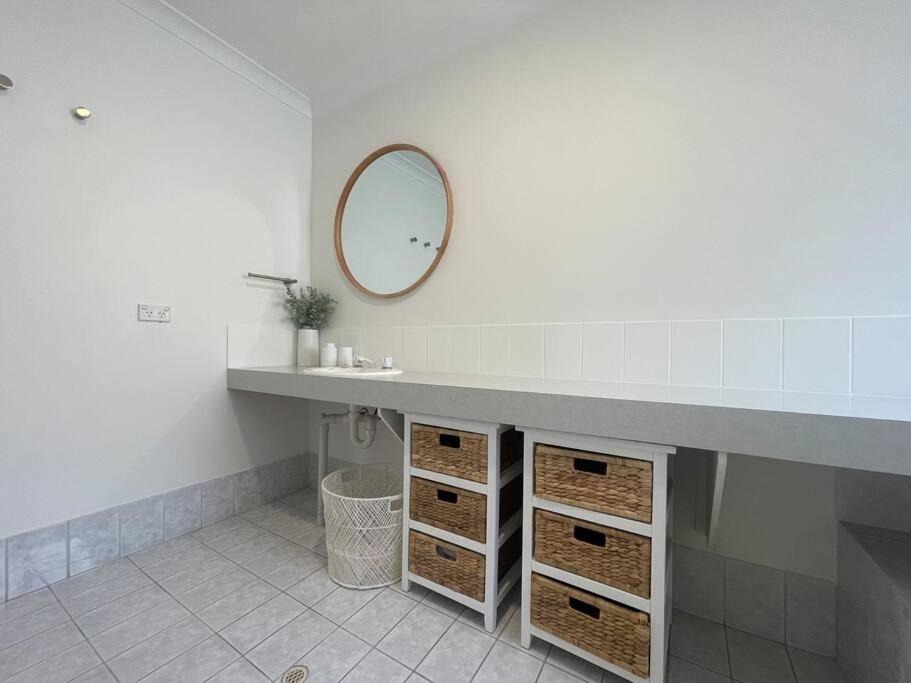 Four-Bedroom House photo 2