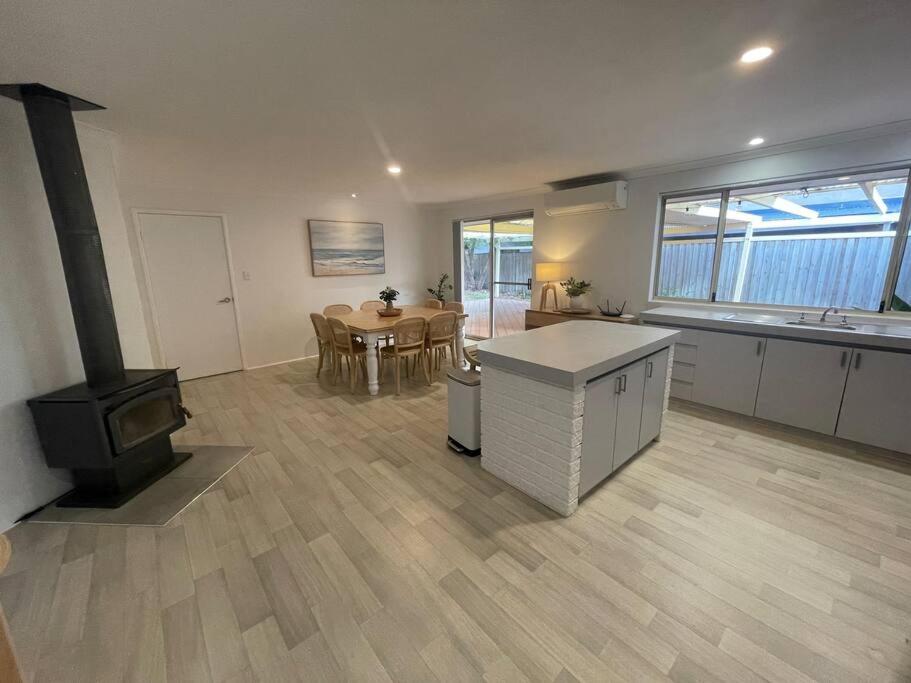 Four-Bedroom House photo 3