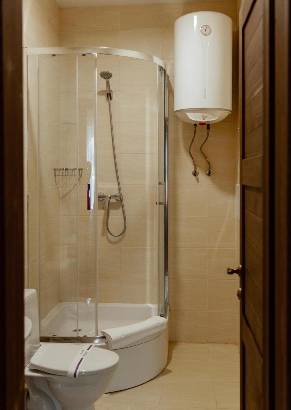 Budget Double Room photo 2
