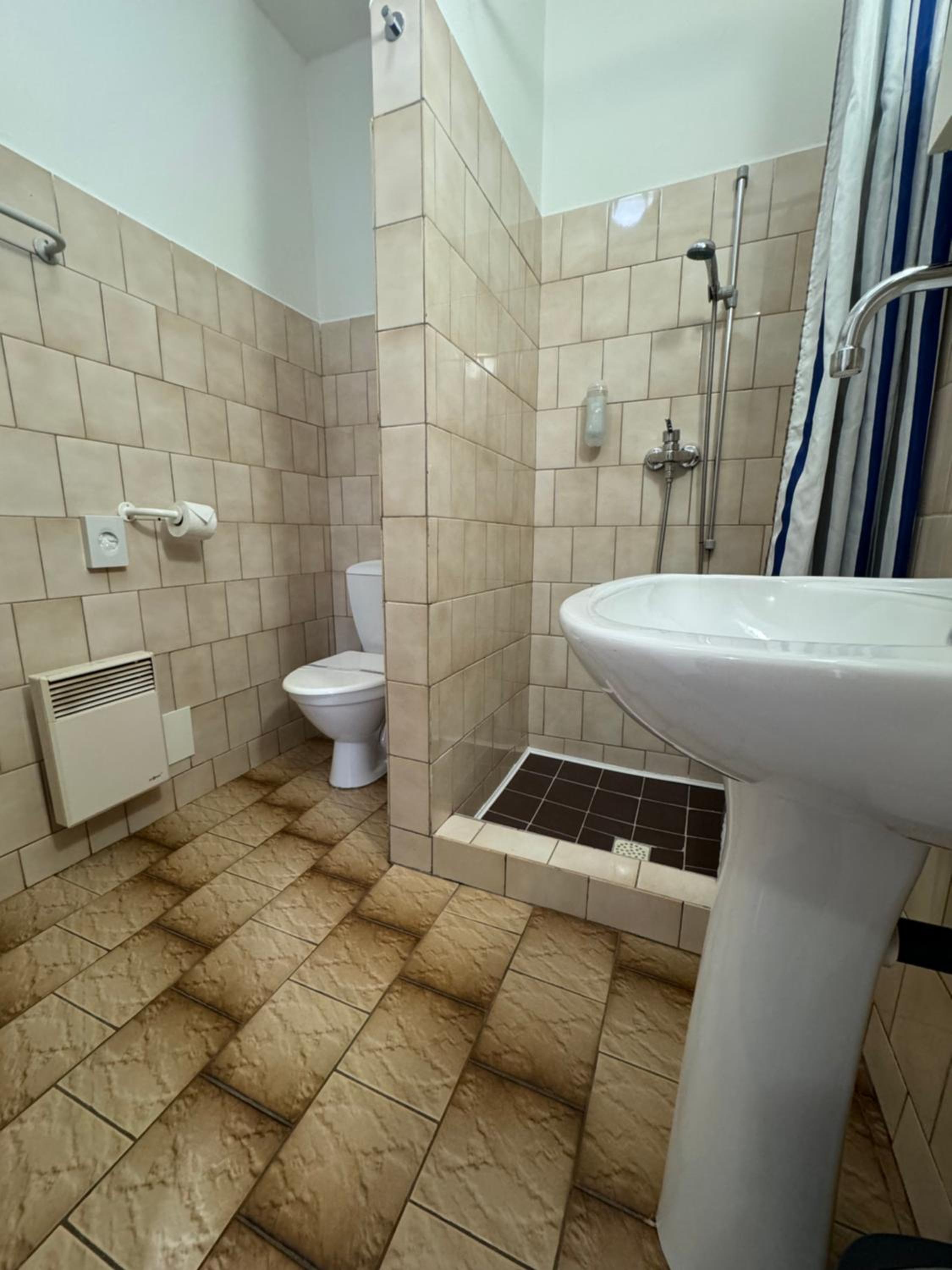 Family Room with Bathroom - Photo 3