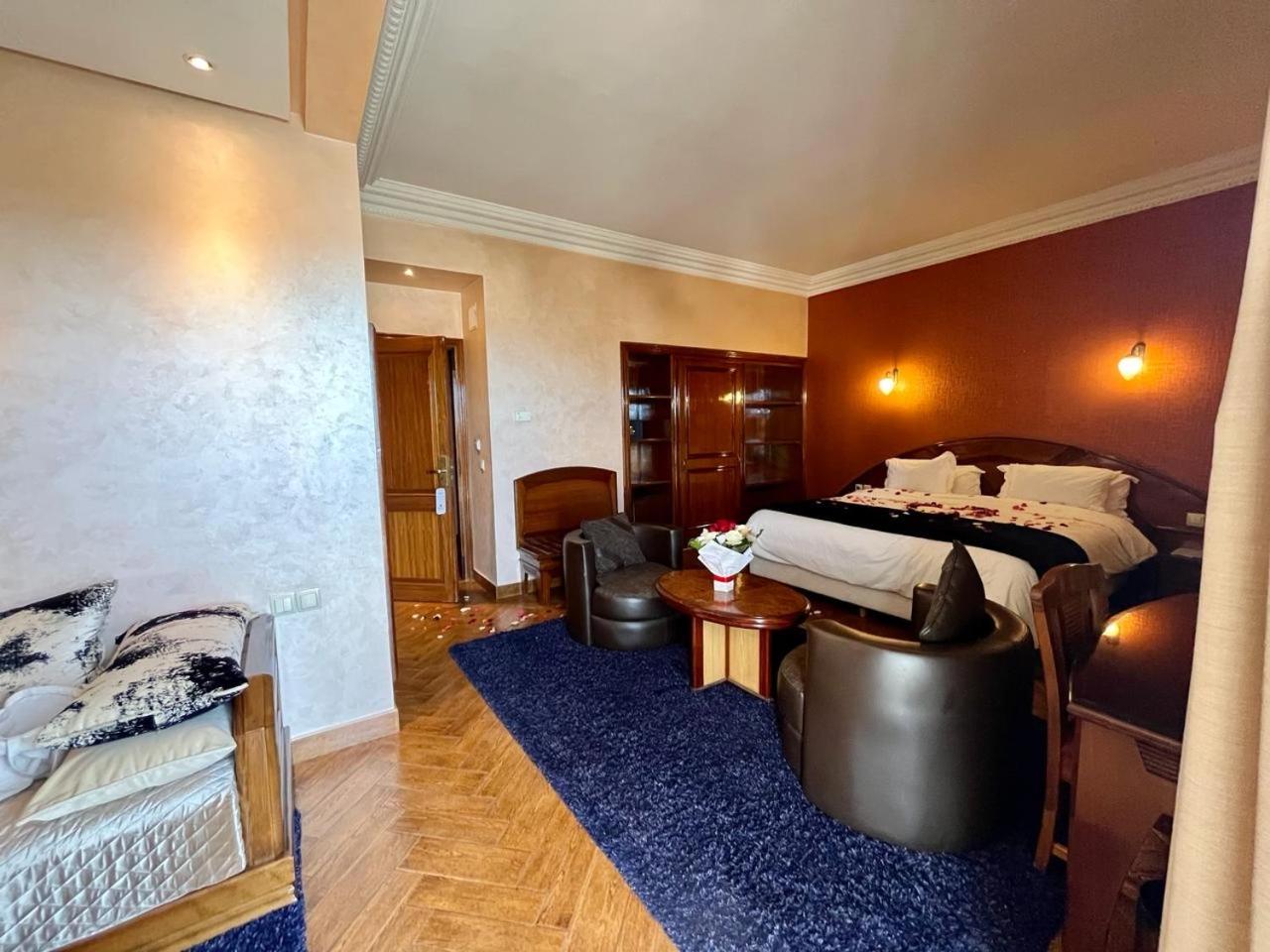 Suite with Terrace photo 2