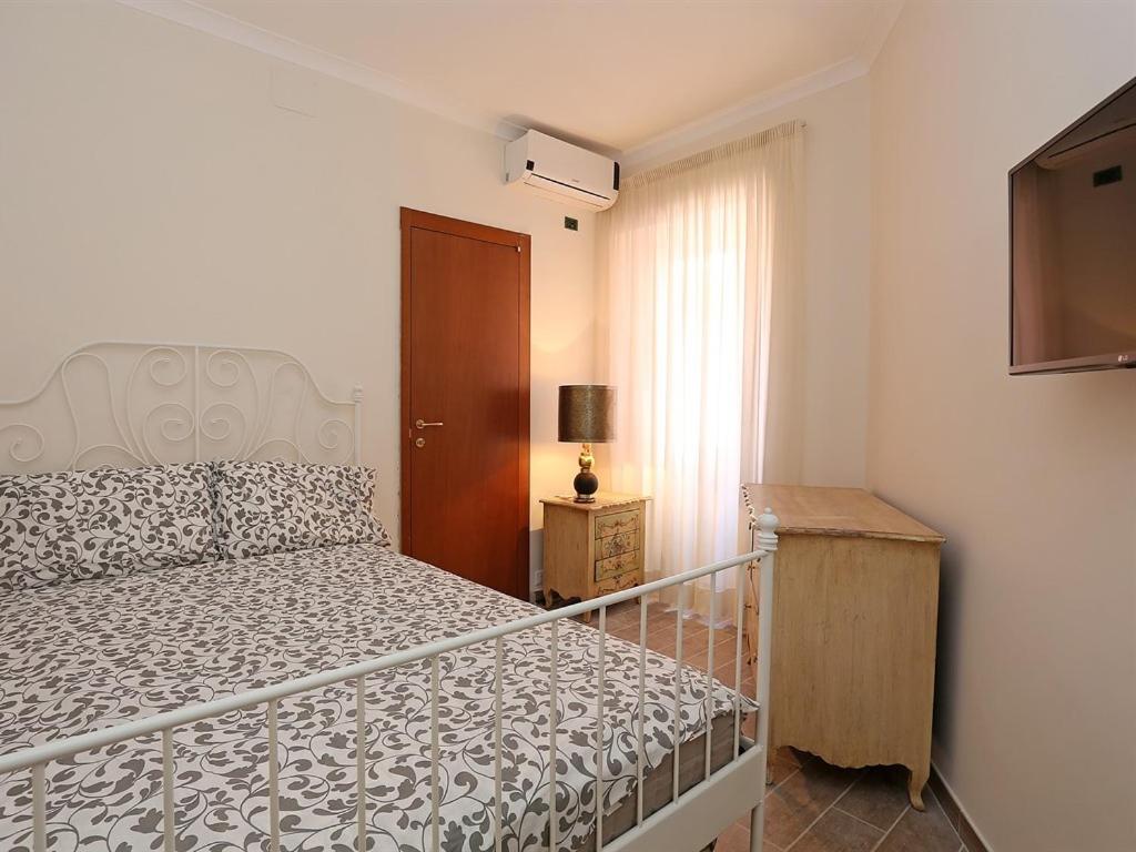 Economy Double Room photo 3