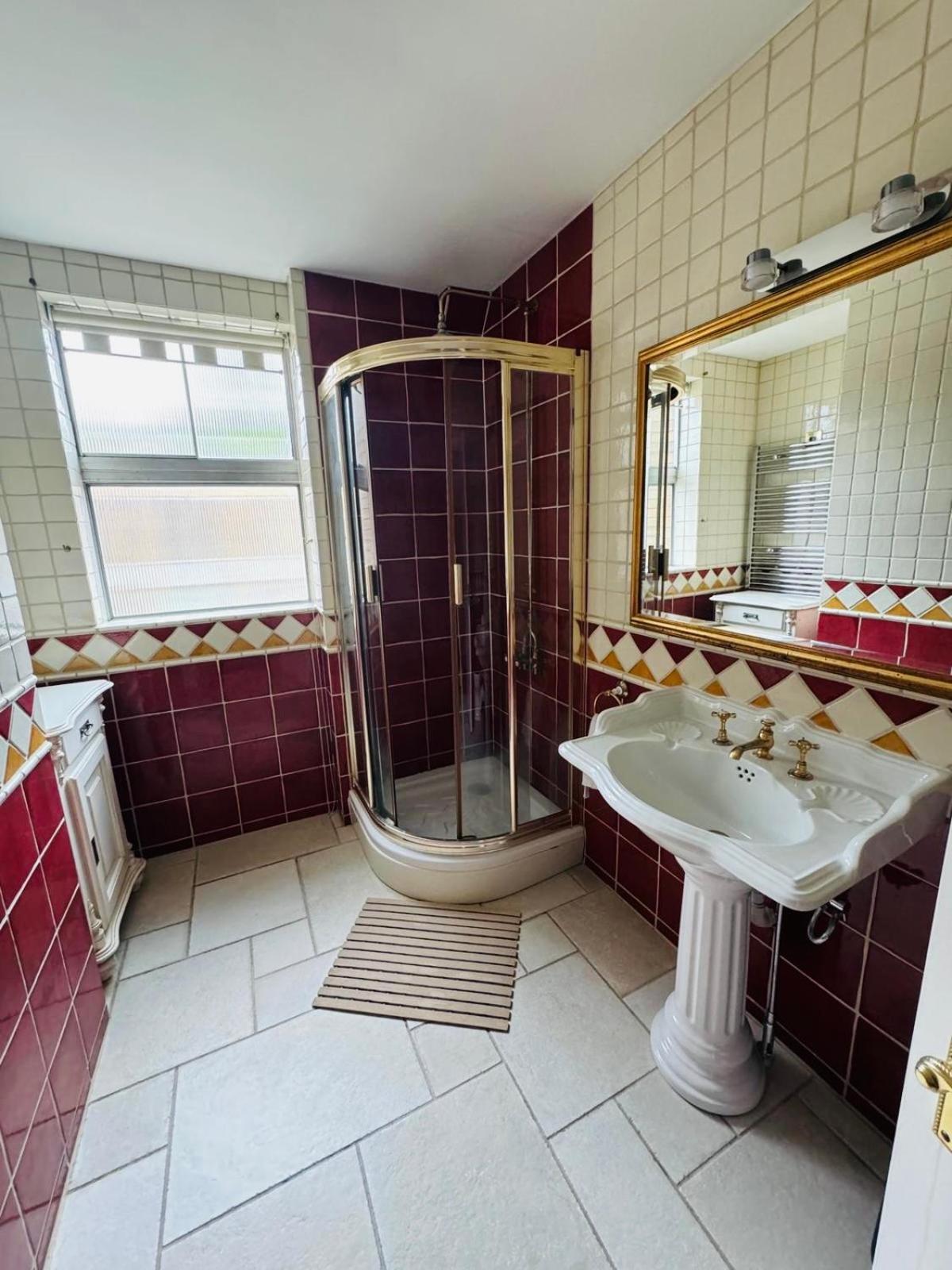 Three-Bedroom Villa photo 2