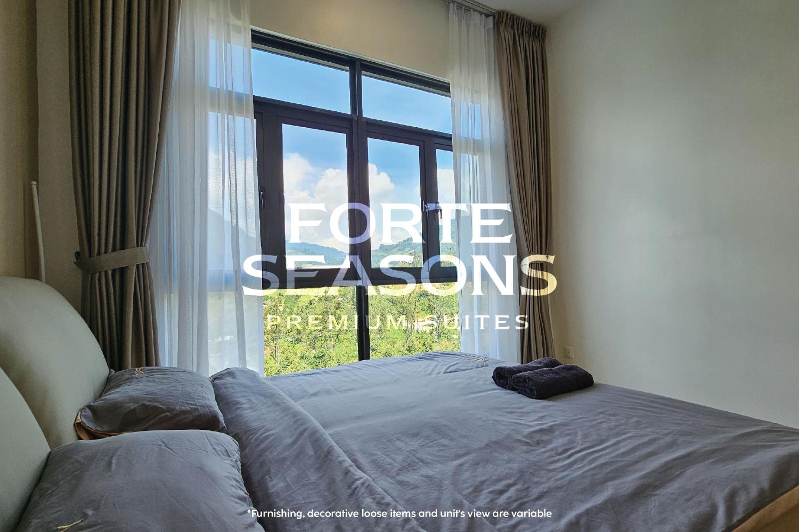 Deluxe Family Suite - Photo 8