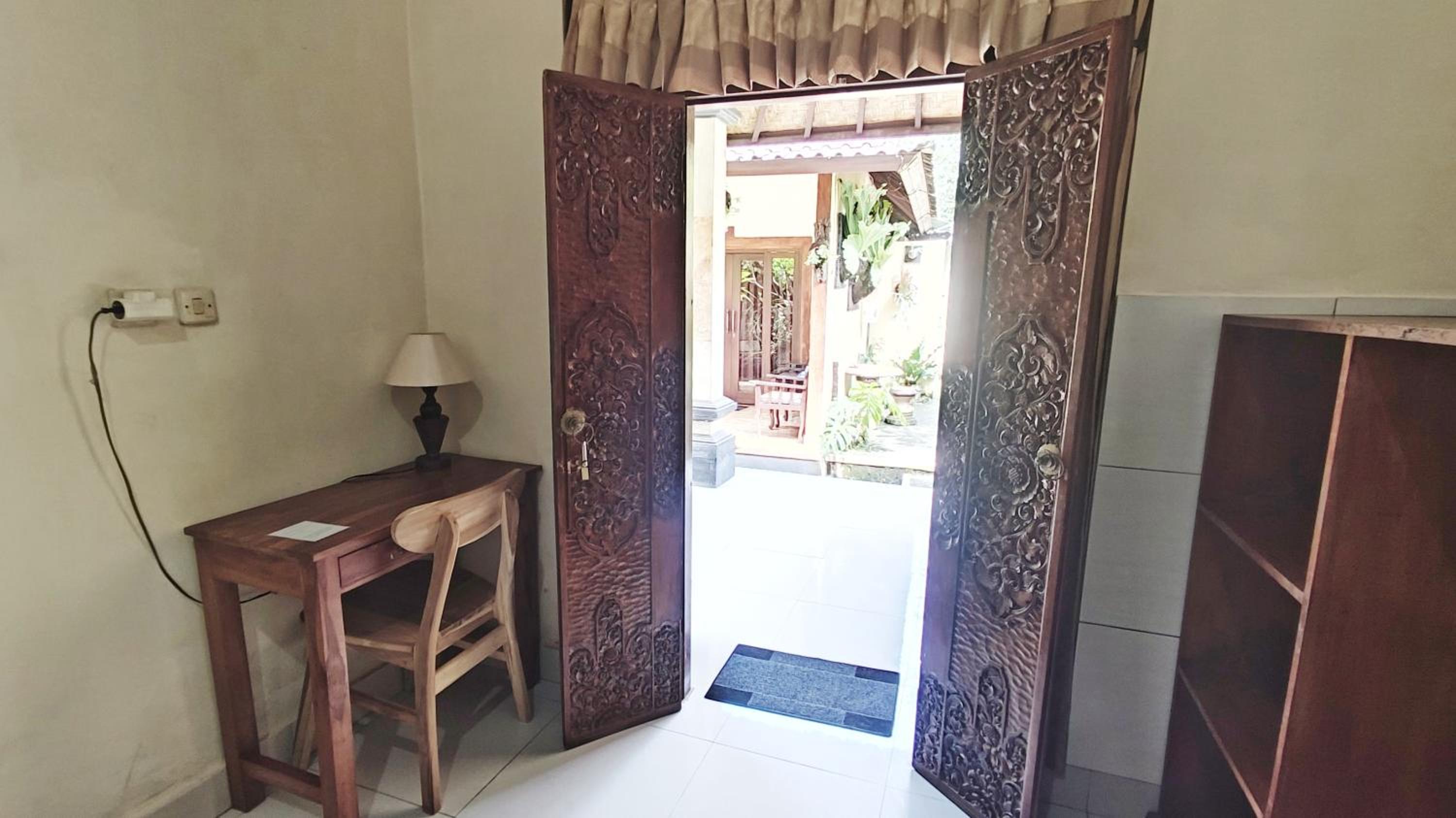 Double Room - Photo 17