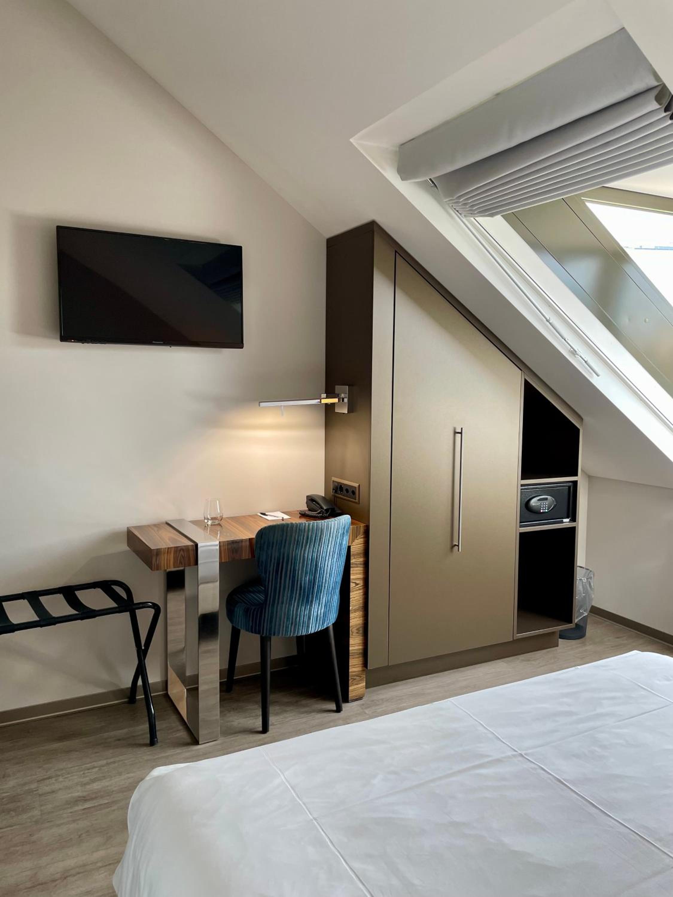 Small Double Room