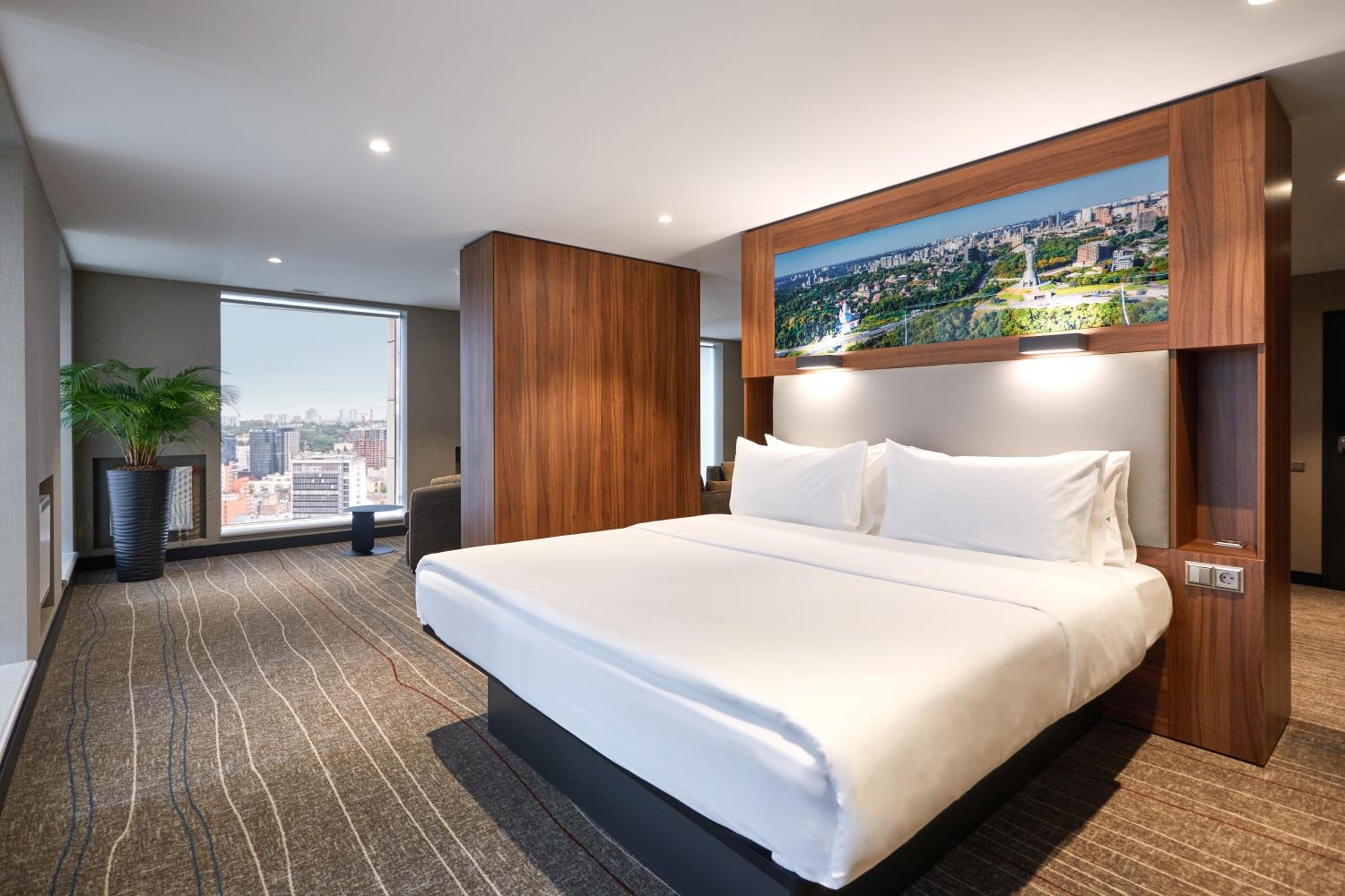 Skyloft Superior King Suite