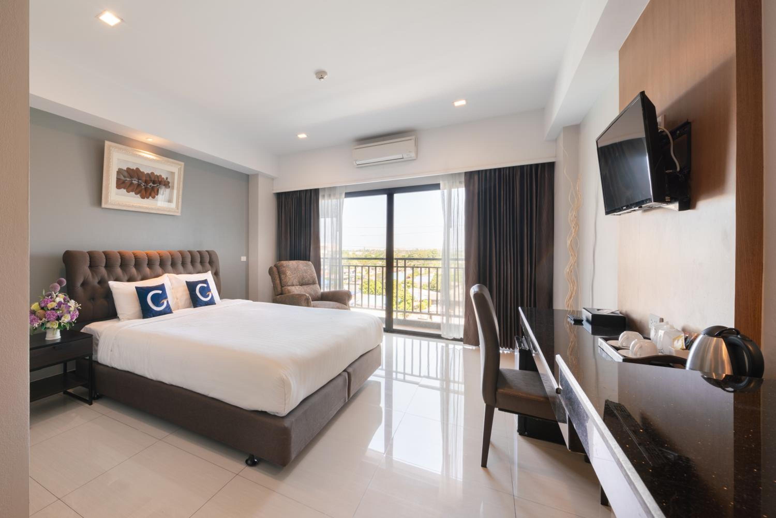 Deluxe Double or Twin Room with Balcony photo 1