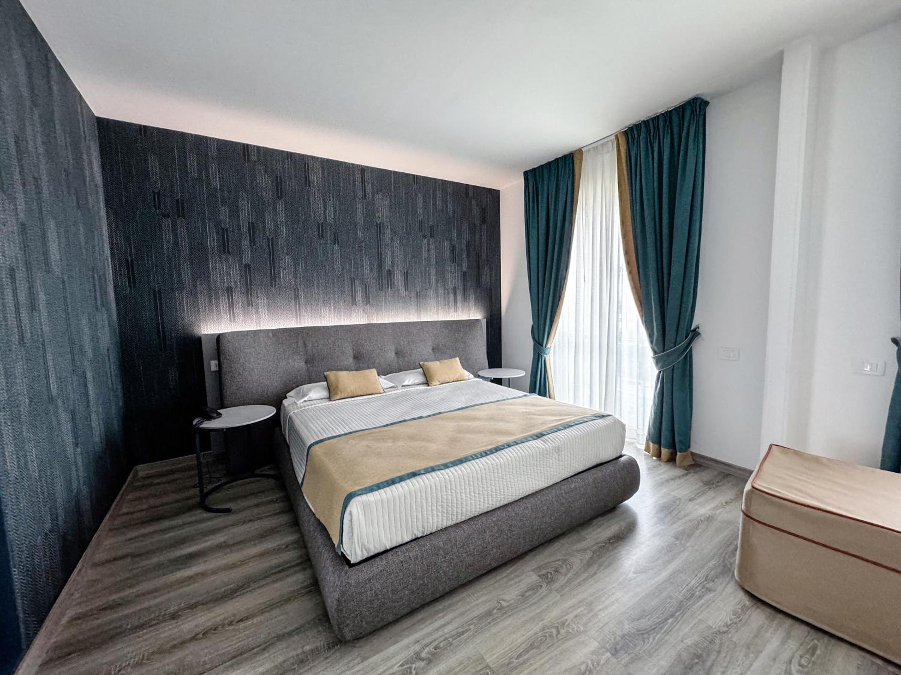 Junior Suite - Photo 6