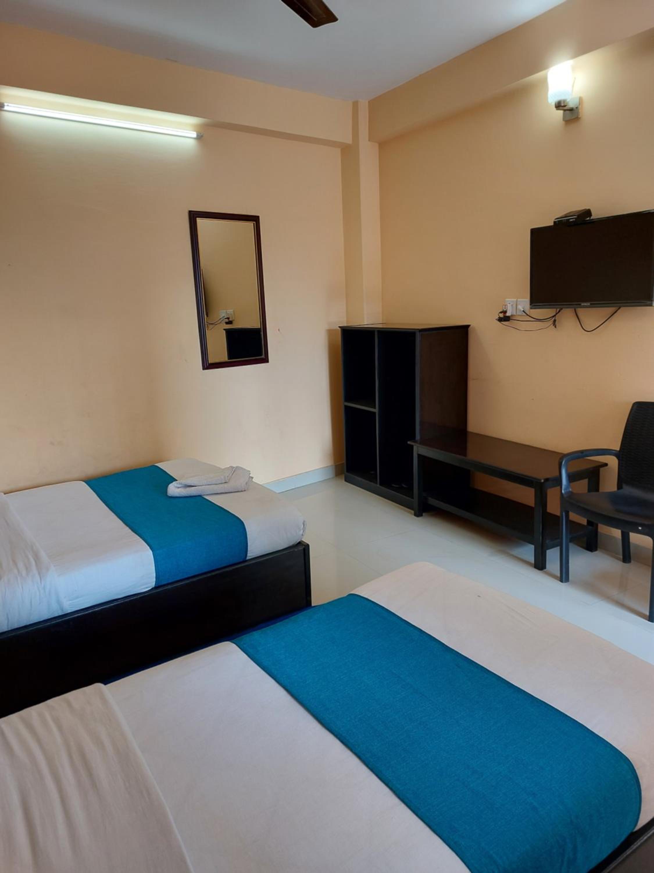 Double or Twin Room photo 2