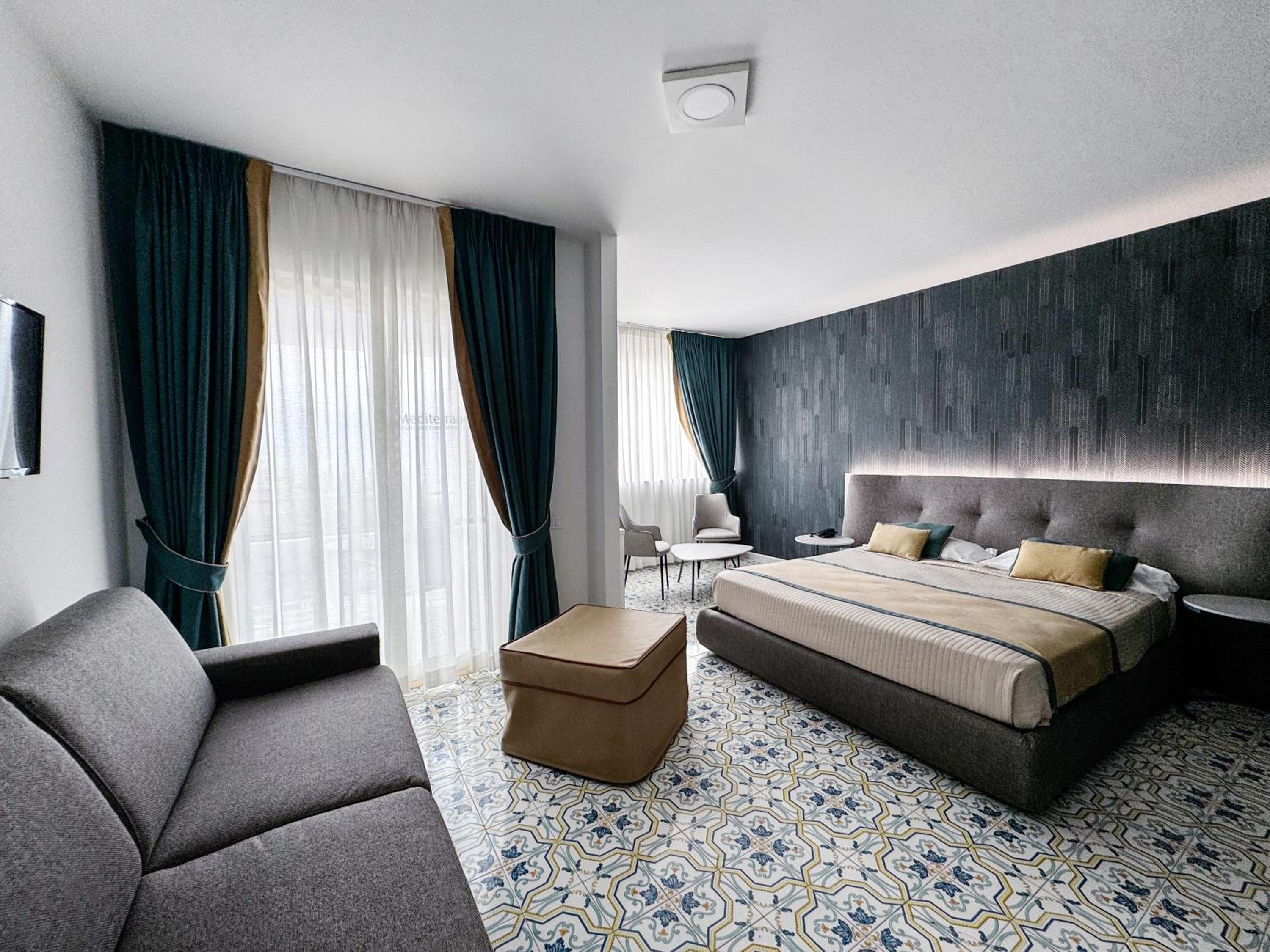 Junior Suite - Photo 1