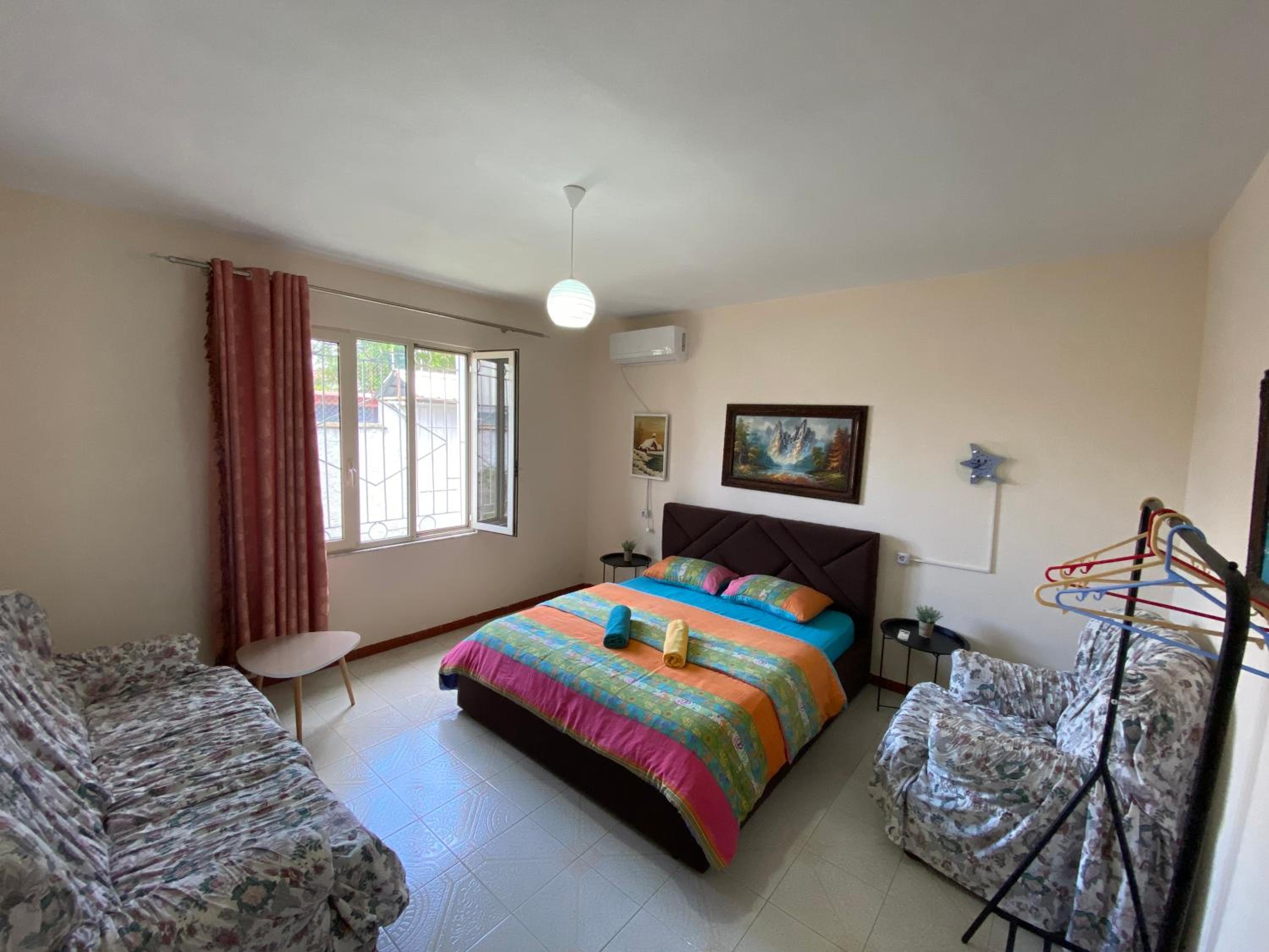 Standard King Room photo 3
