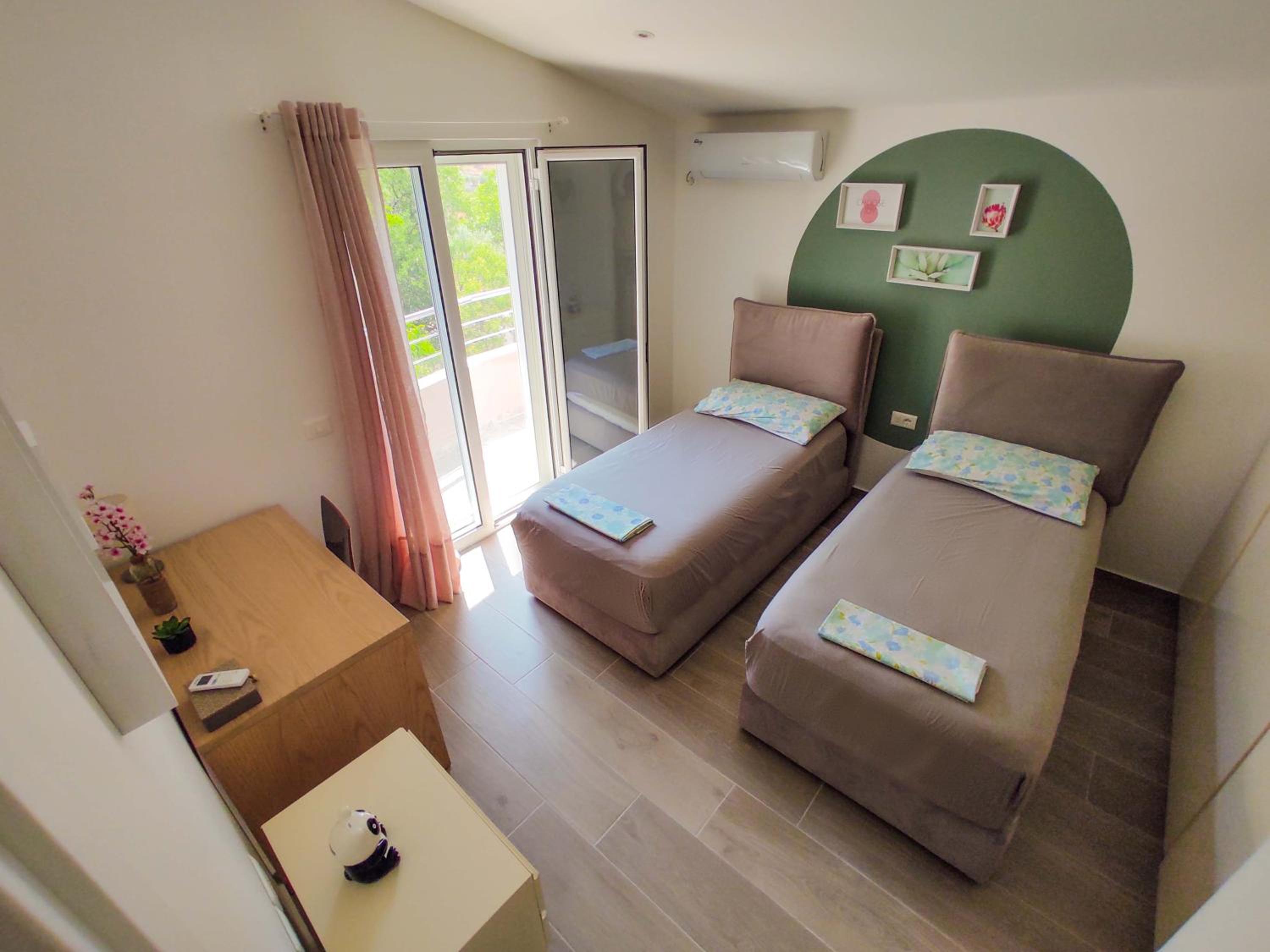 Two-Bedroom Apartment with Terrace and Sea View photo 3