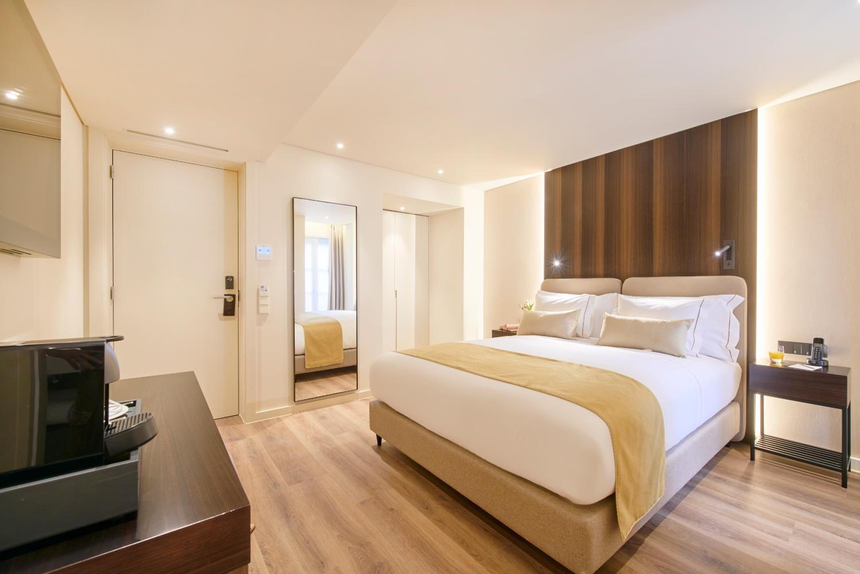 Double Room with Interior View - Photo 11