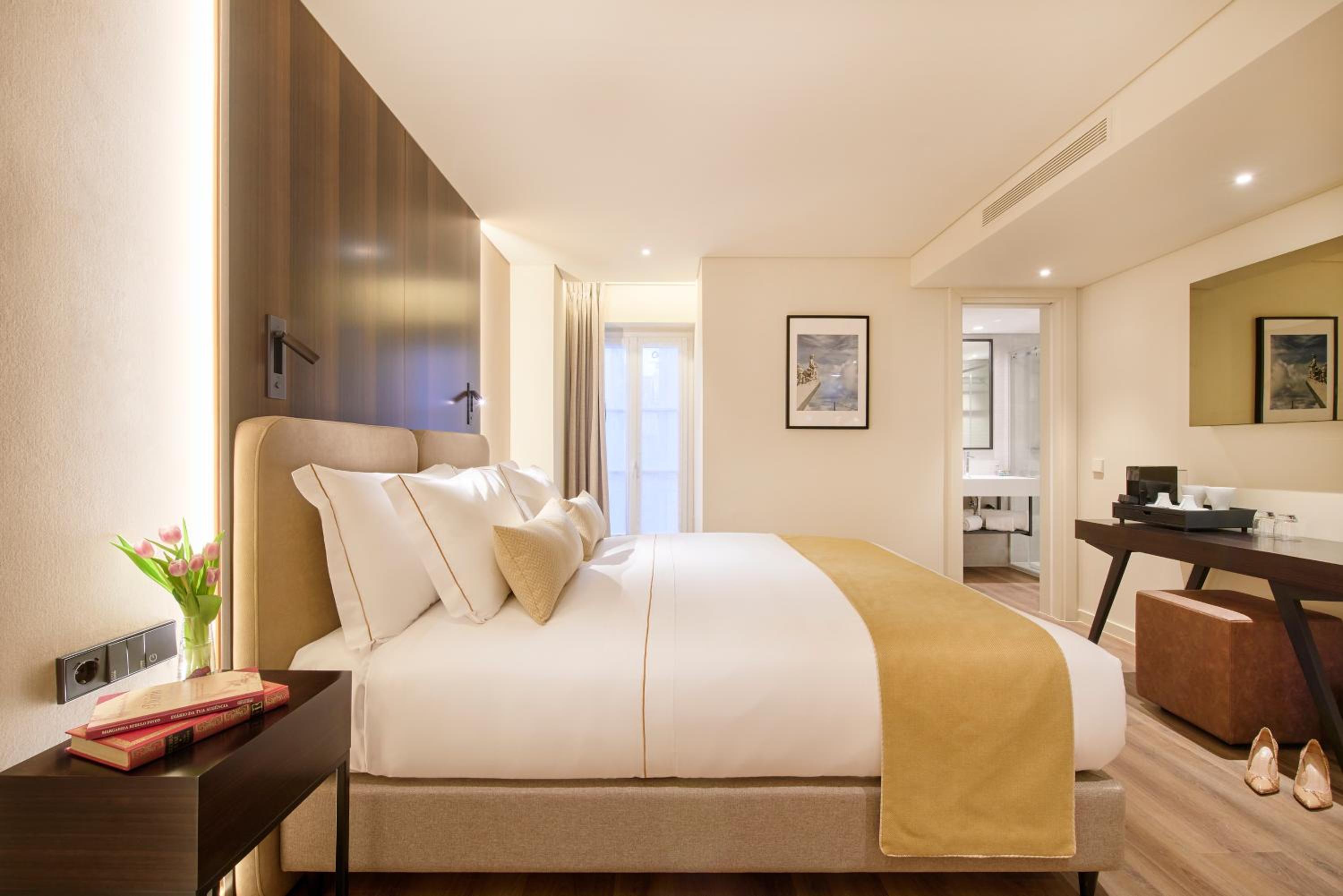 Double Room with Interior View - Photo 1