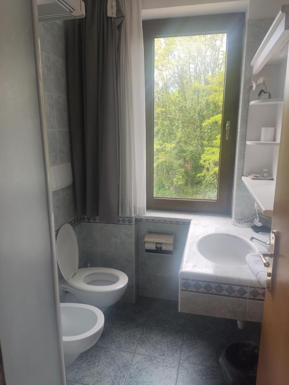Double Room With Lake View photo 3
