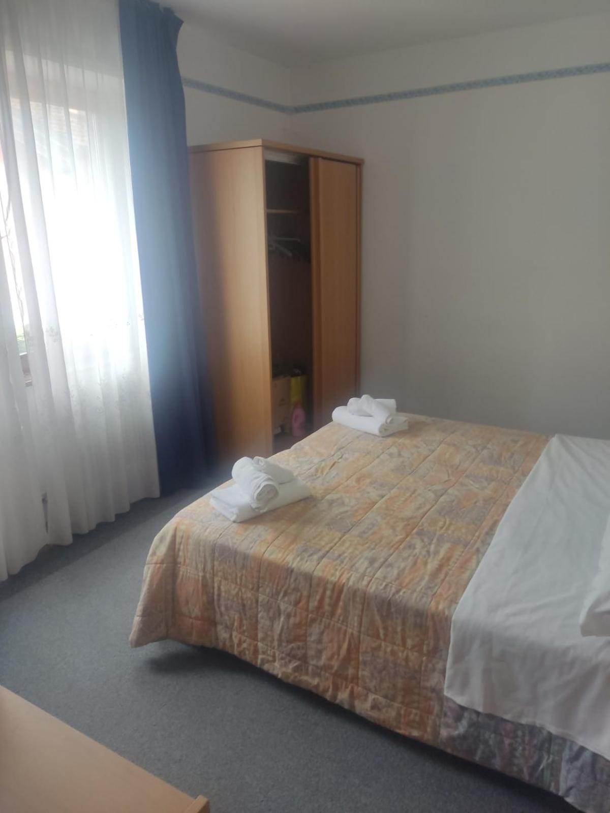 Economy Double Room photo 1