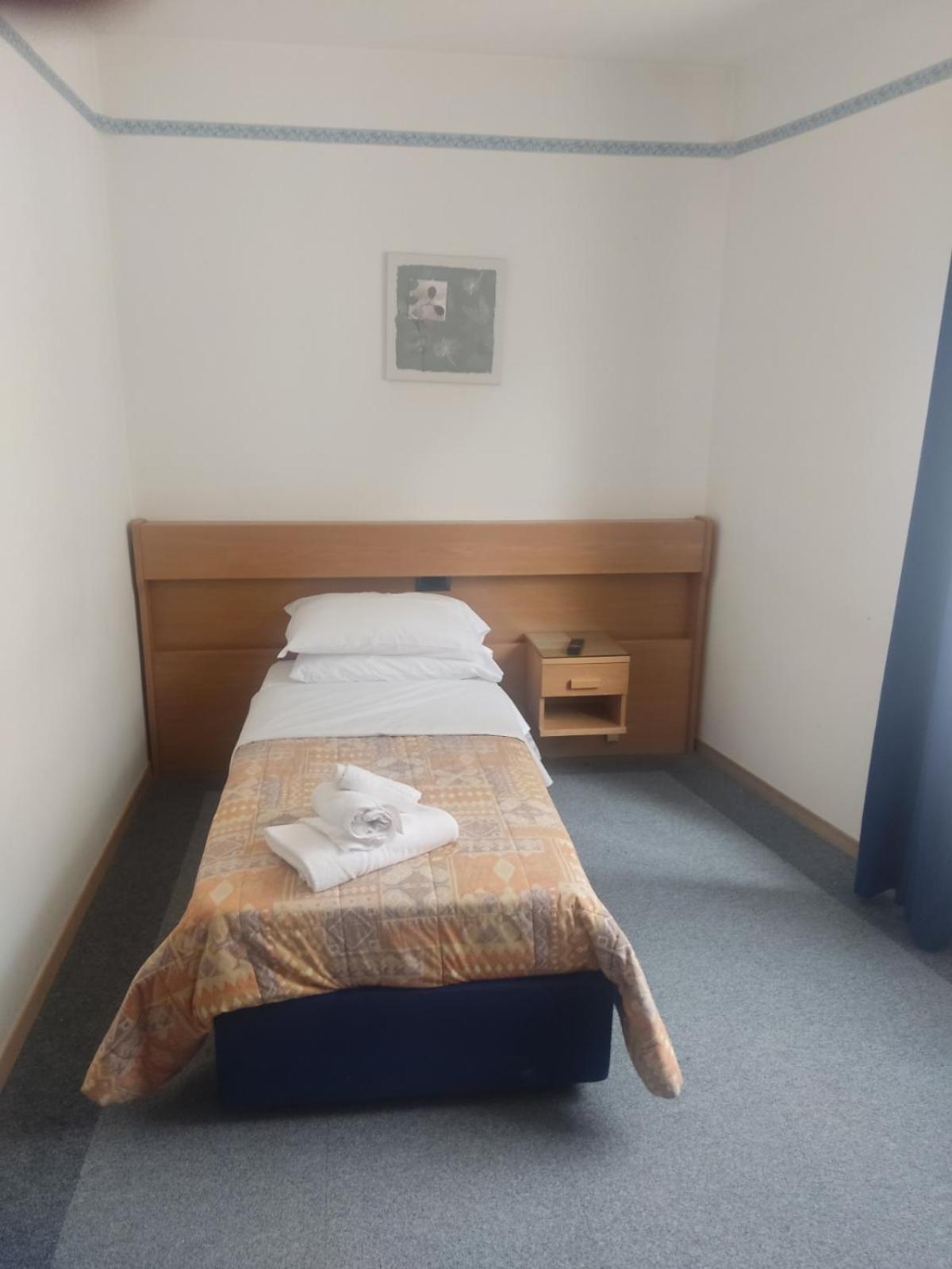 Single Room photo 1