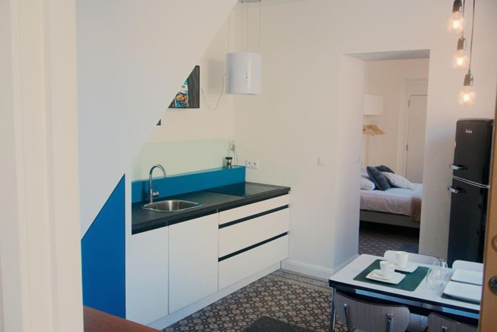 One-Bedroom Apartment photo 3
