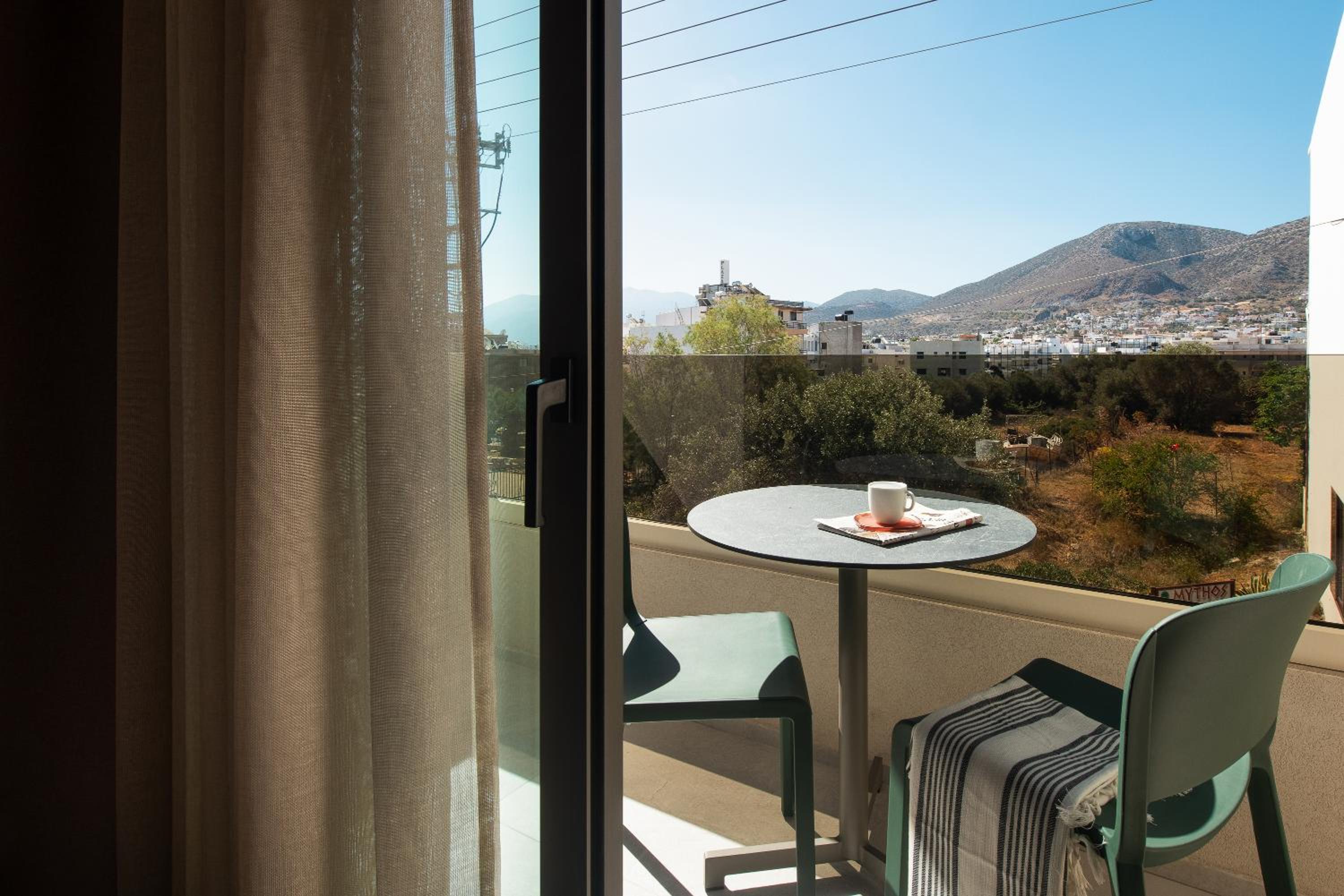 Comfort Room with City View - Photo 18