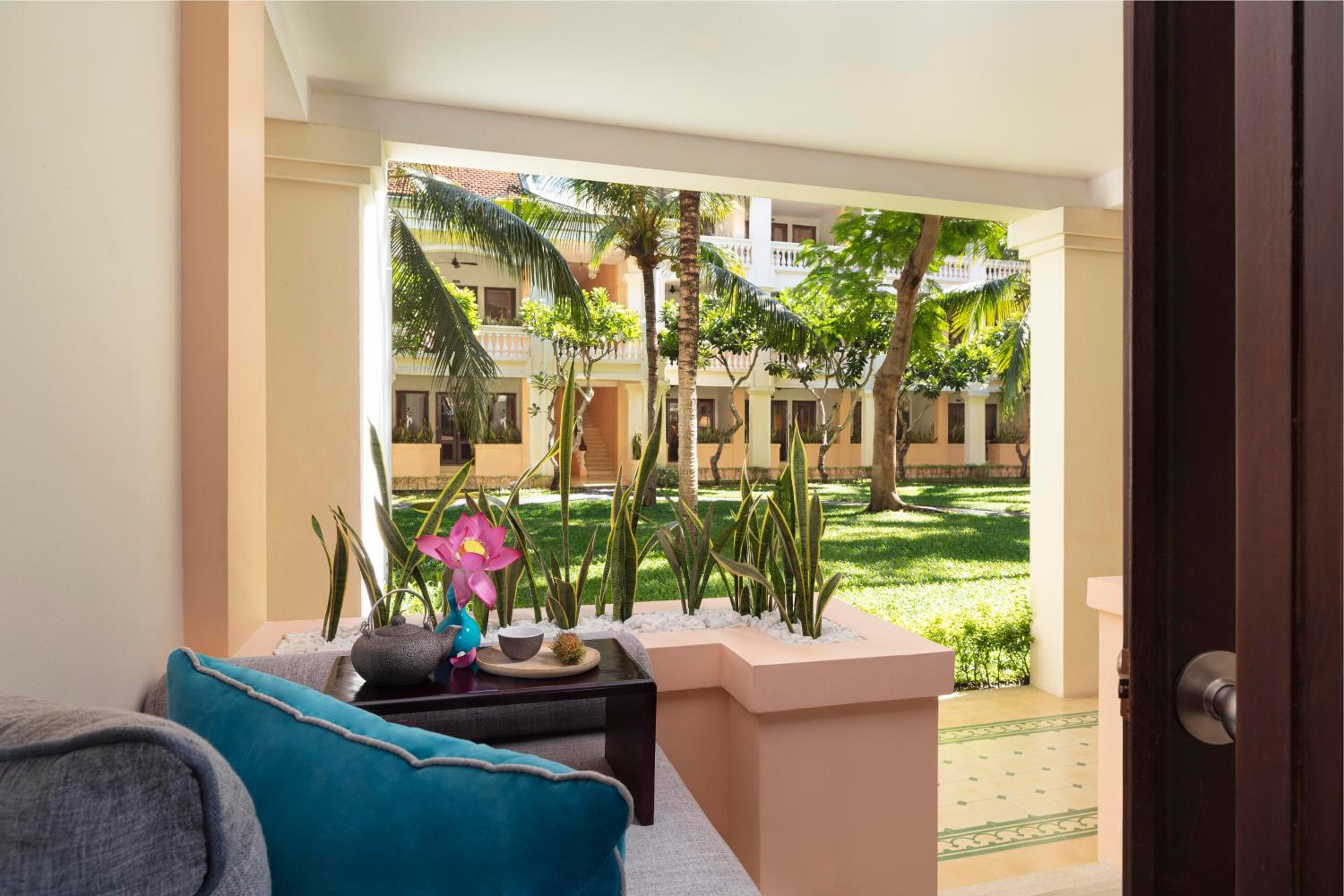 Deluxe Garden Suite - Photo 3