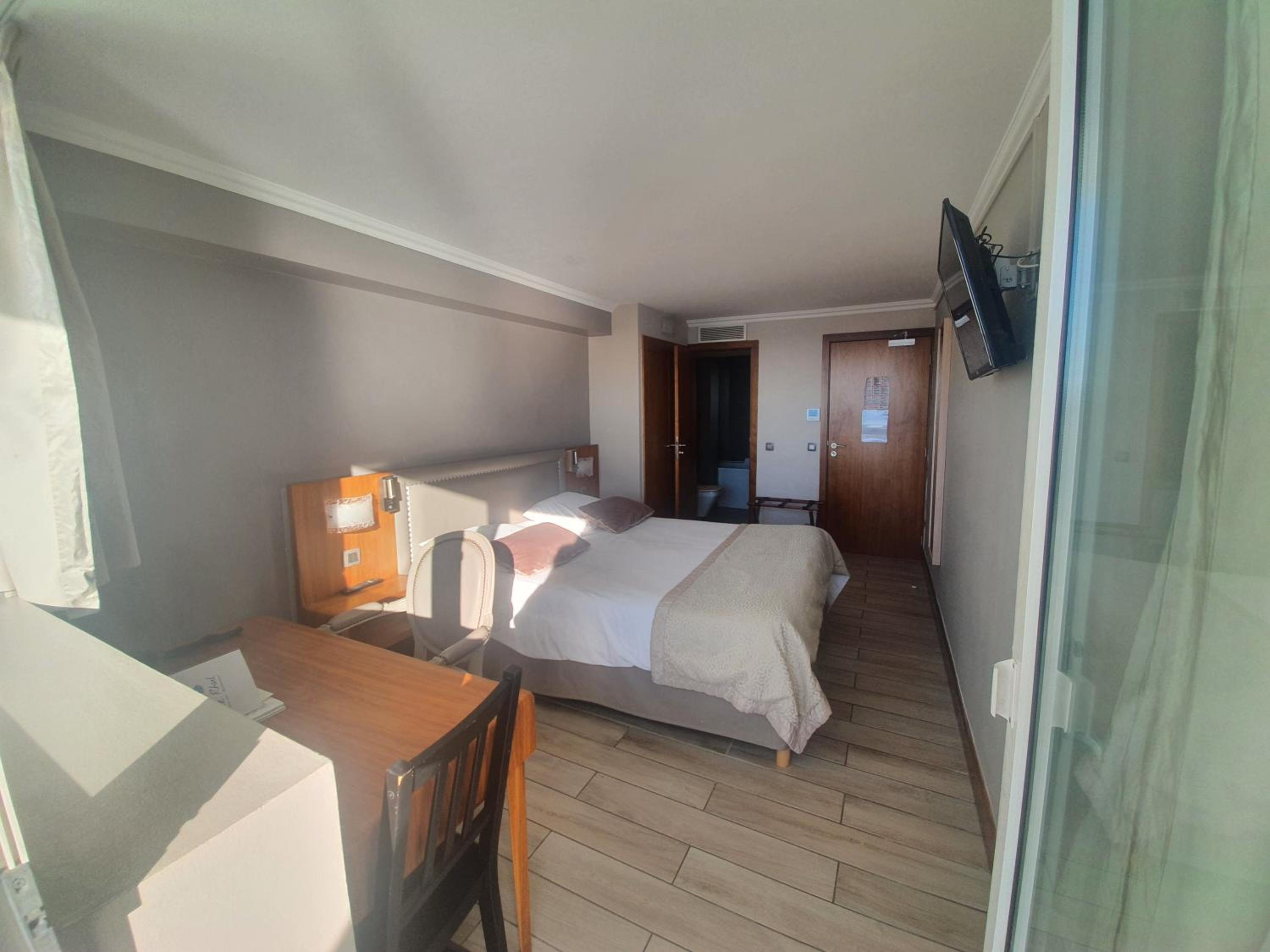 Superior Double Room with Sea View photo 3