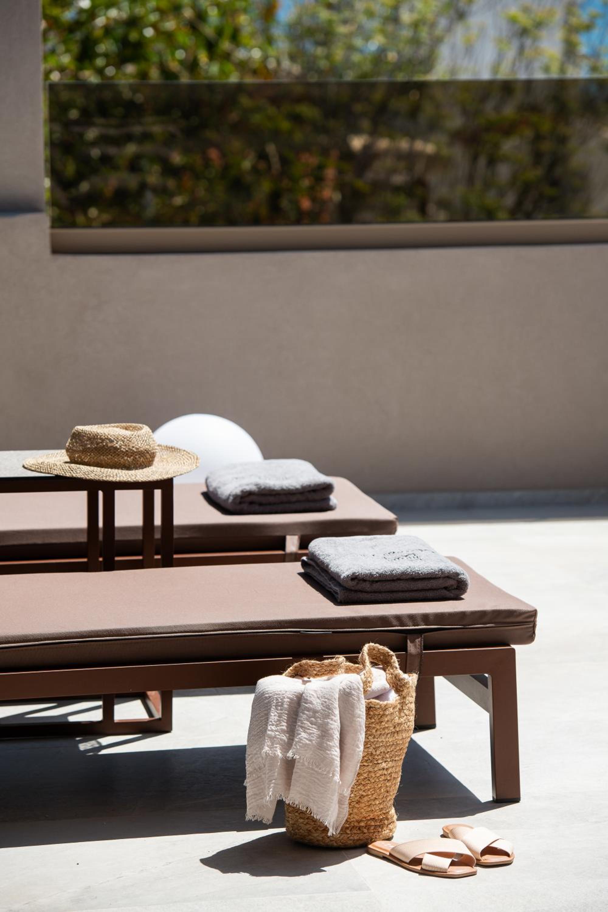 Penthouse Room with Outdoor Jacuzzi & Sea View photo 2