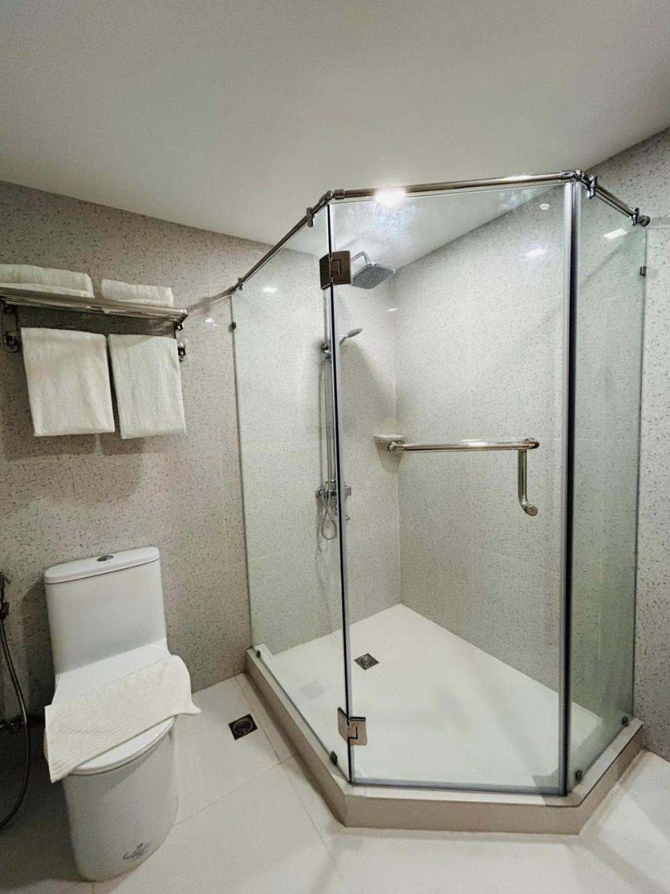 Deluxe Quadruple Room photo 2