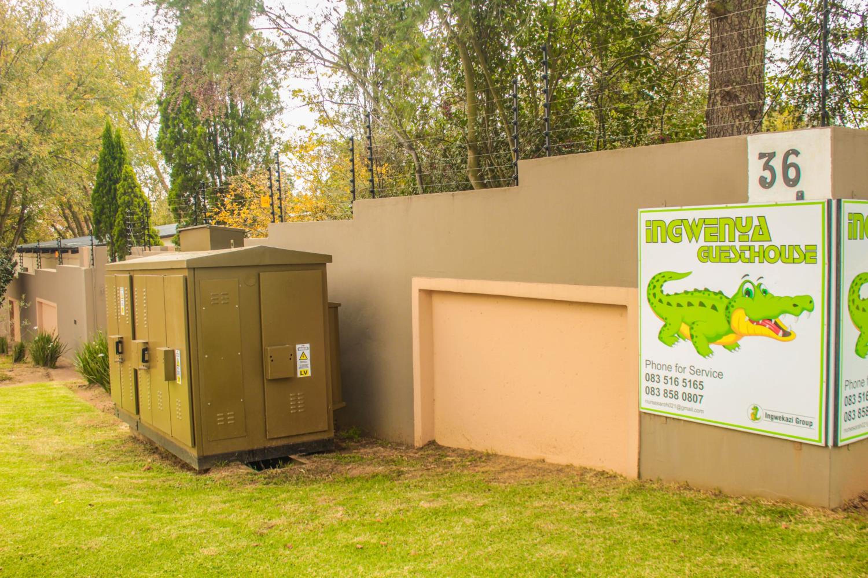 Double Room with Private Bathroom - Photo 4