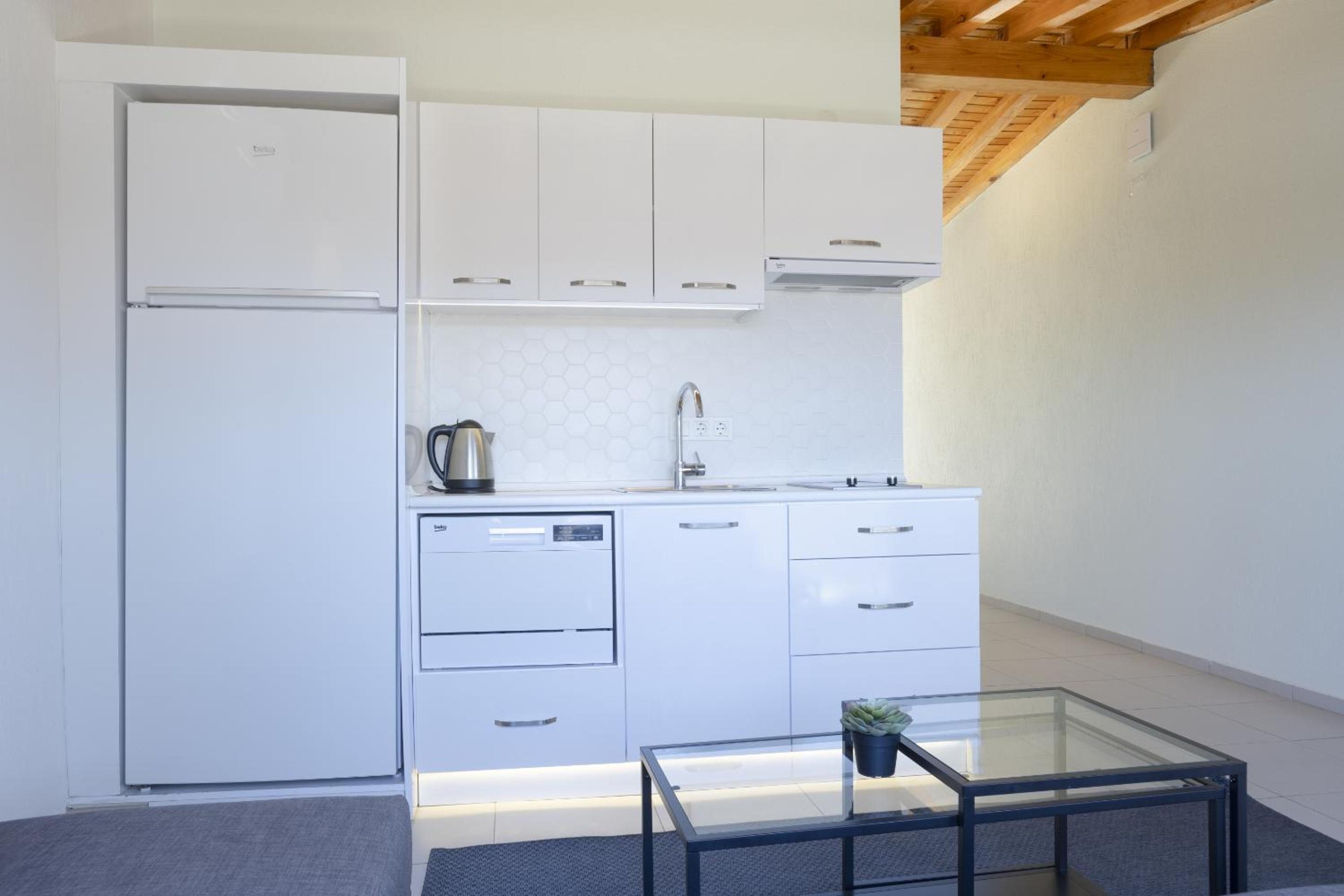 Suite Apartment - Photo 3