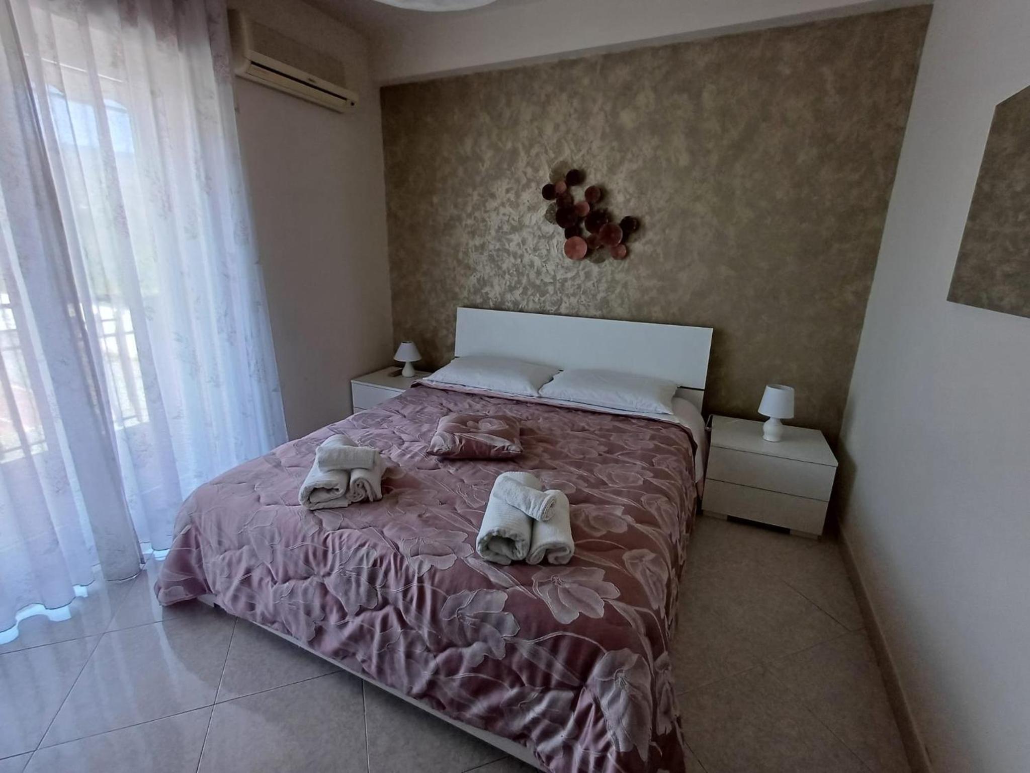 Two-Bedroom House photo 2