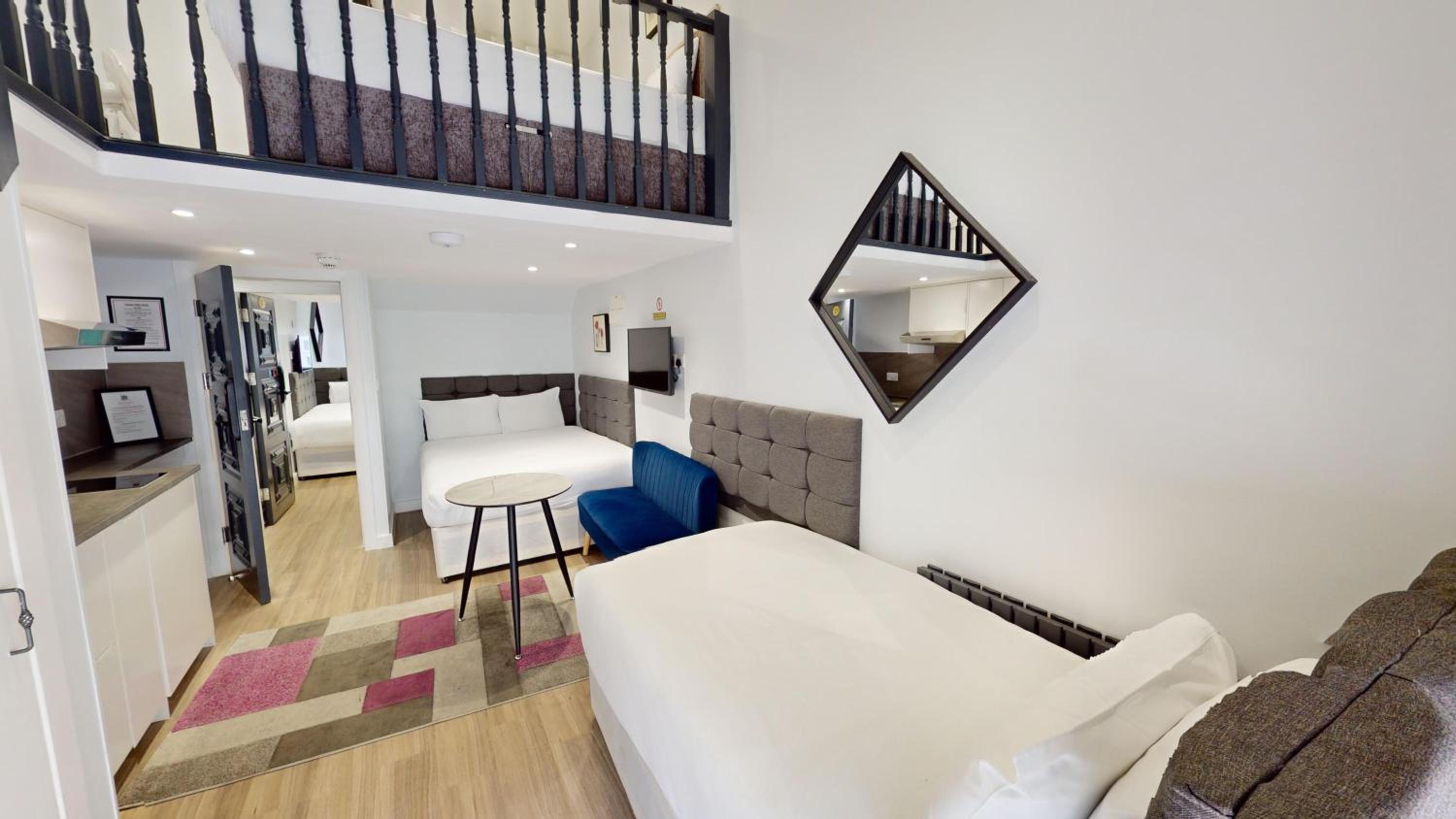 Superior Suite photo 1