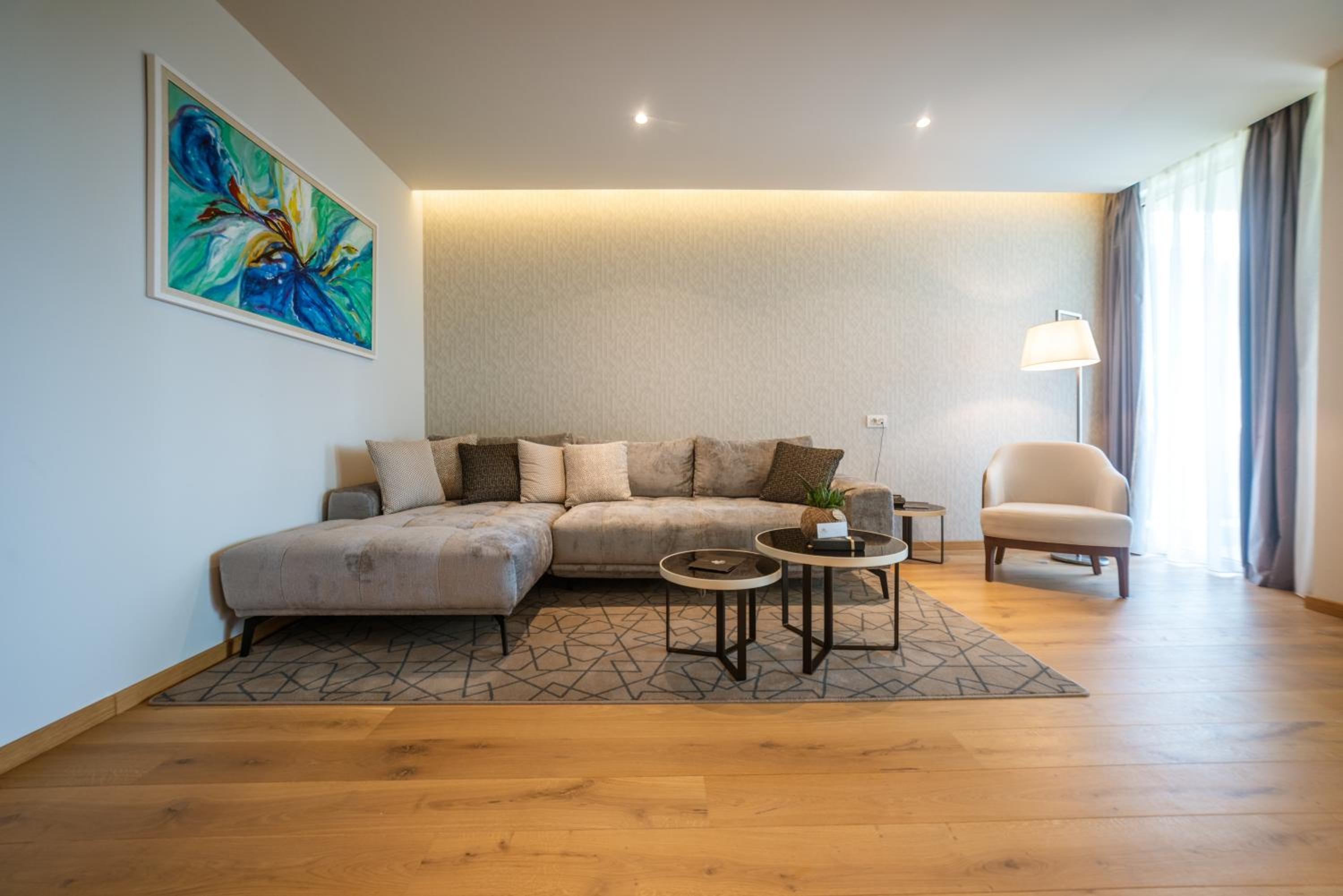 Premium Apartment photo 3