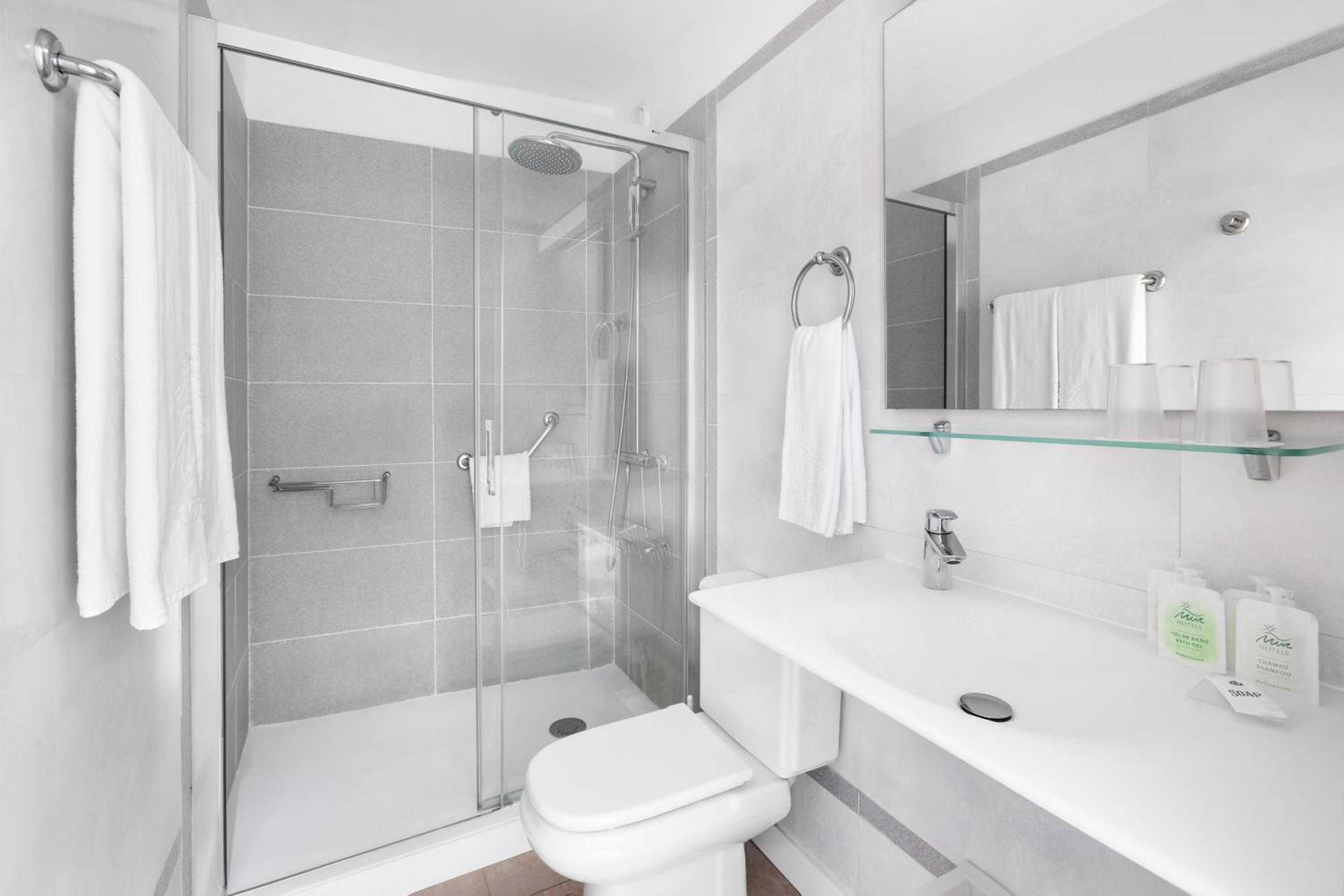 Superior One-Bedroom Apartment (2 Adults) photo 2
