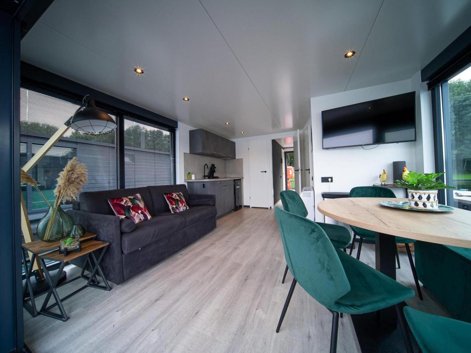 Two-Bedroom House photo 3