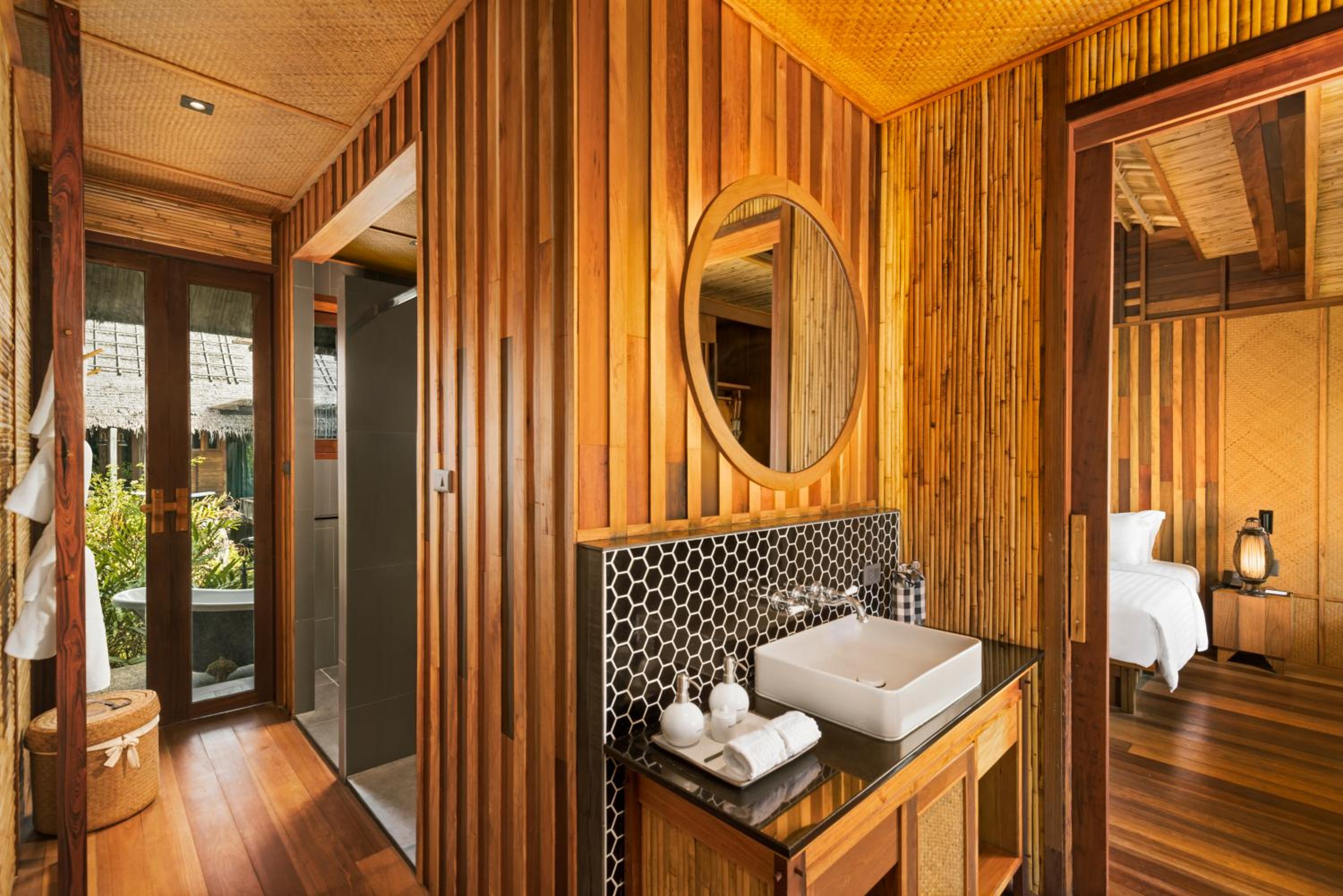 Family Suite Water Villa- Free Schedule Shuttle to Ao Nang Beach/ Railay Beach - Photo 7