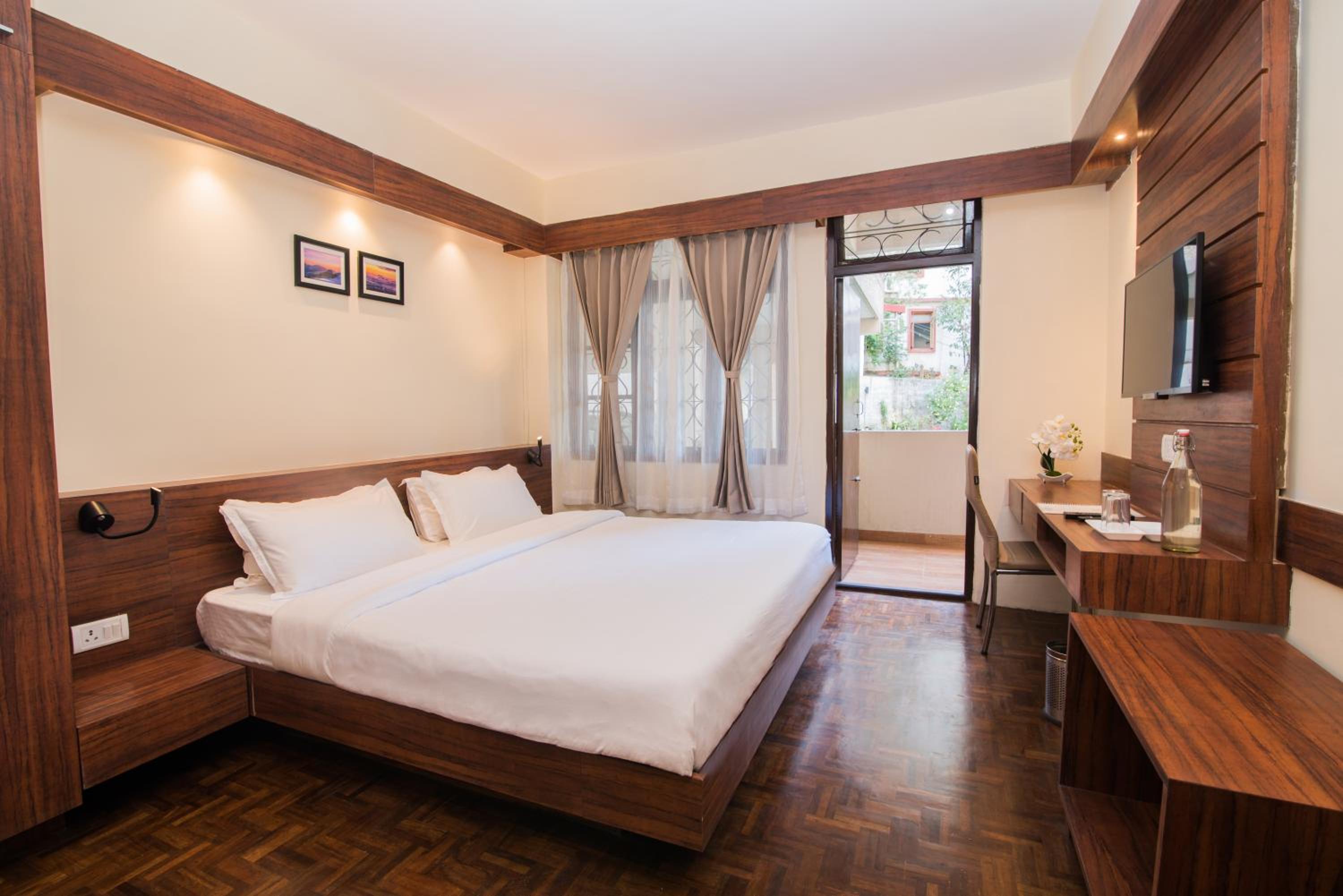 Double Room with Balcony photo 1