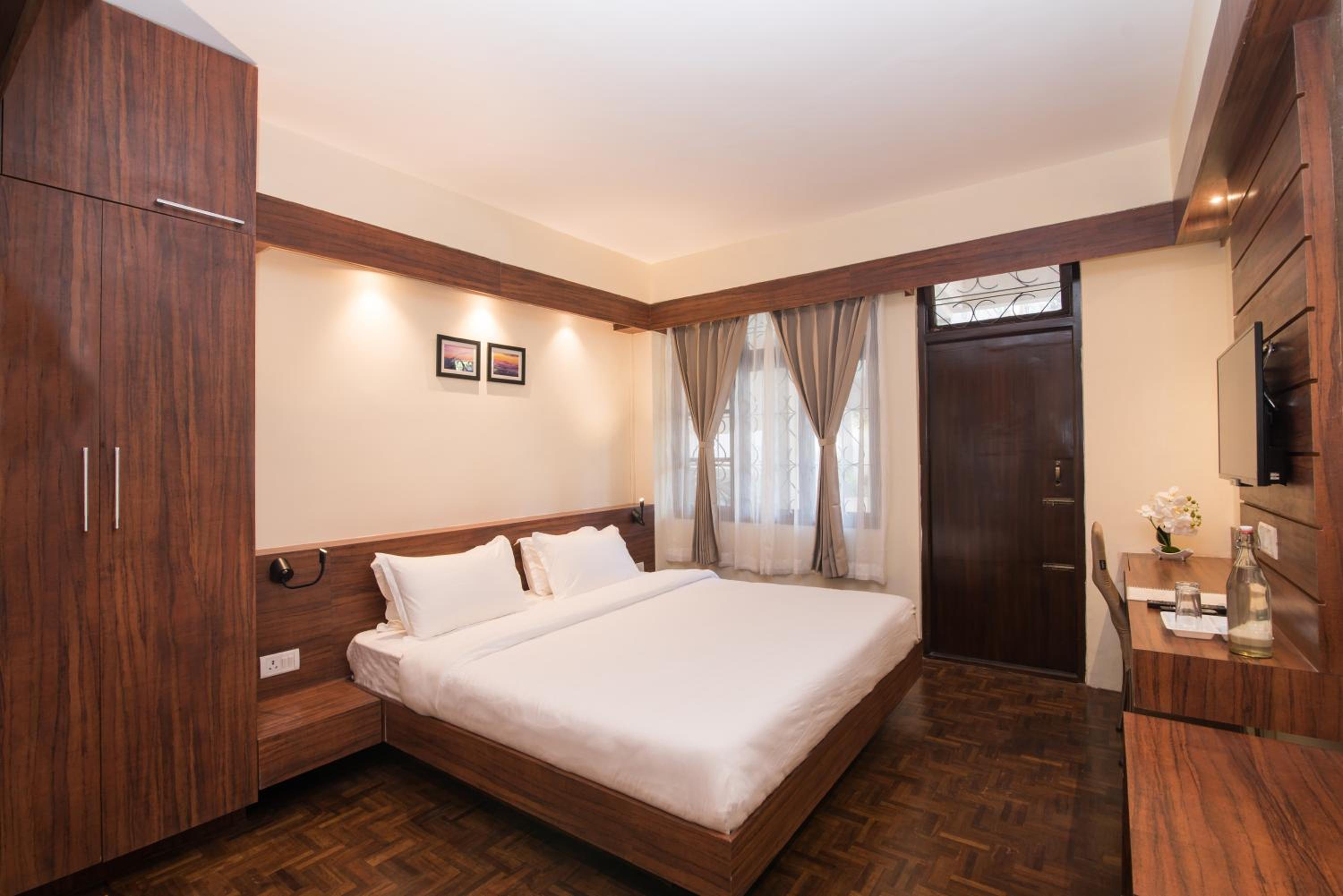 Double Room with Balcony photo 3