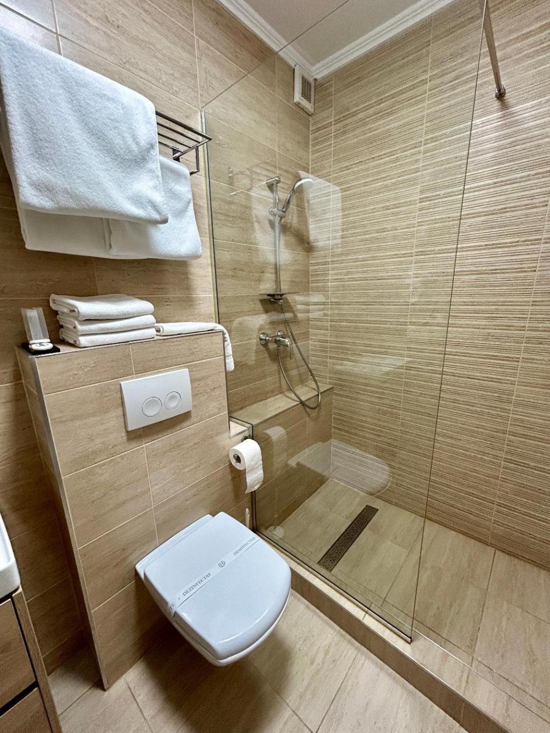 Triple Room - Photo 4