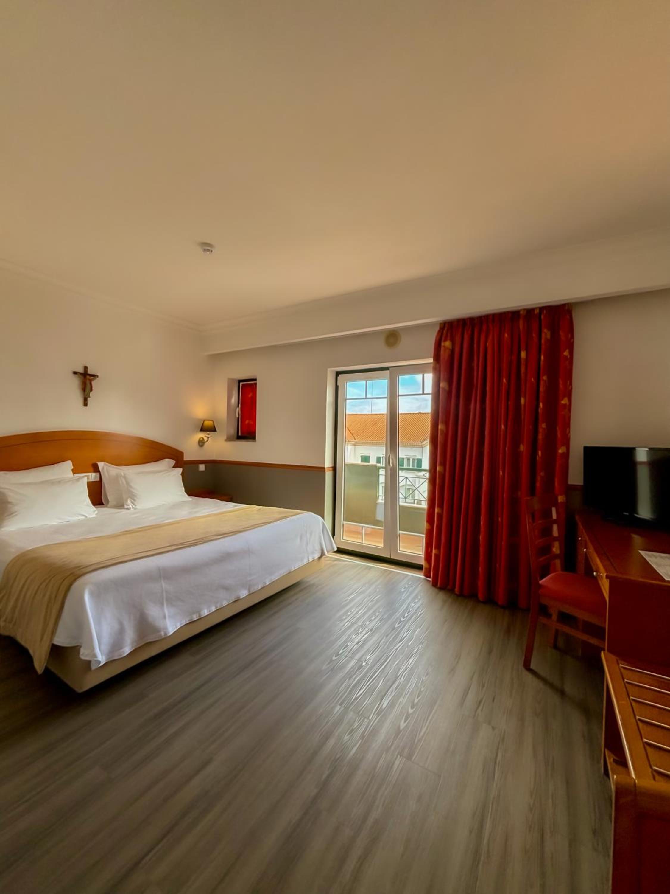 Double Room - Photo 3