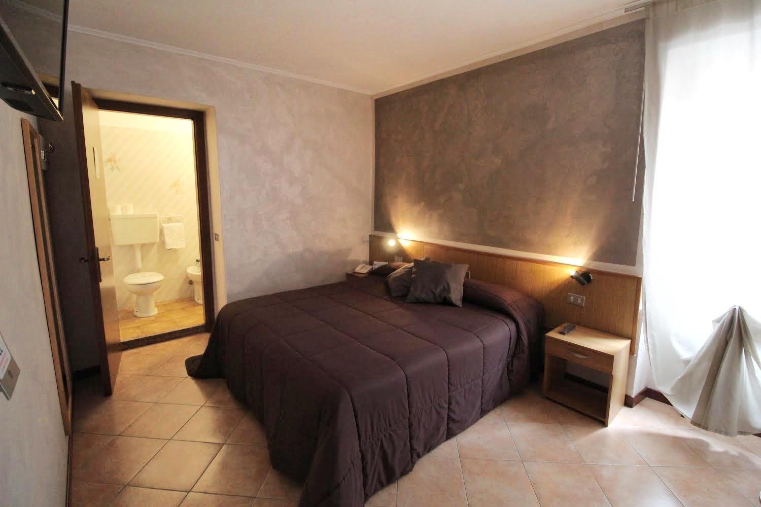 Economy Double Room - Photo 1