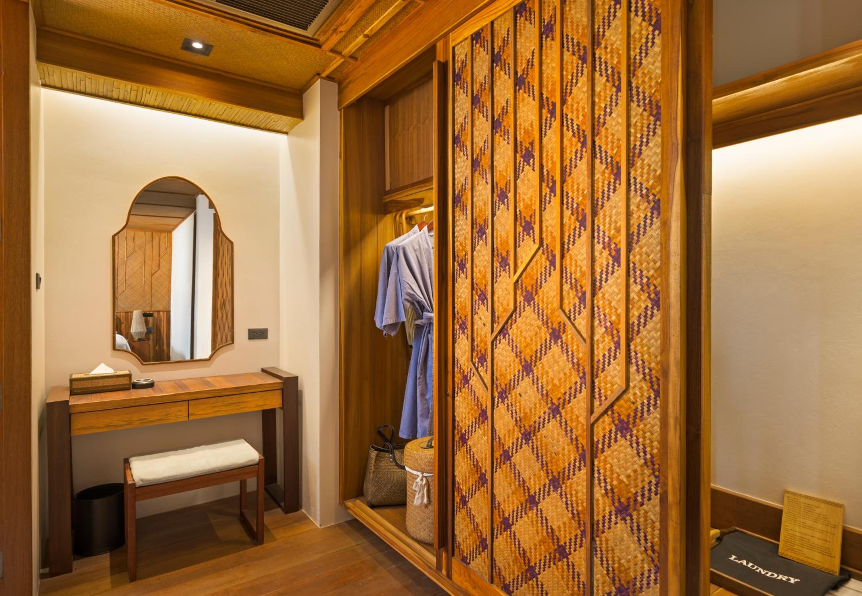 Jacuzzi Suite Water Villa- Free Schedule Shuttle to Ao Nang Beach/ Railay Beach - Photo 2