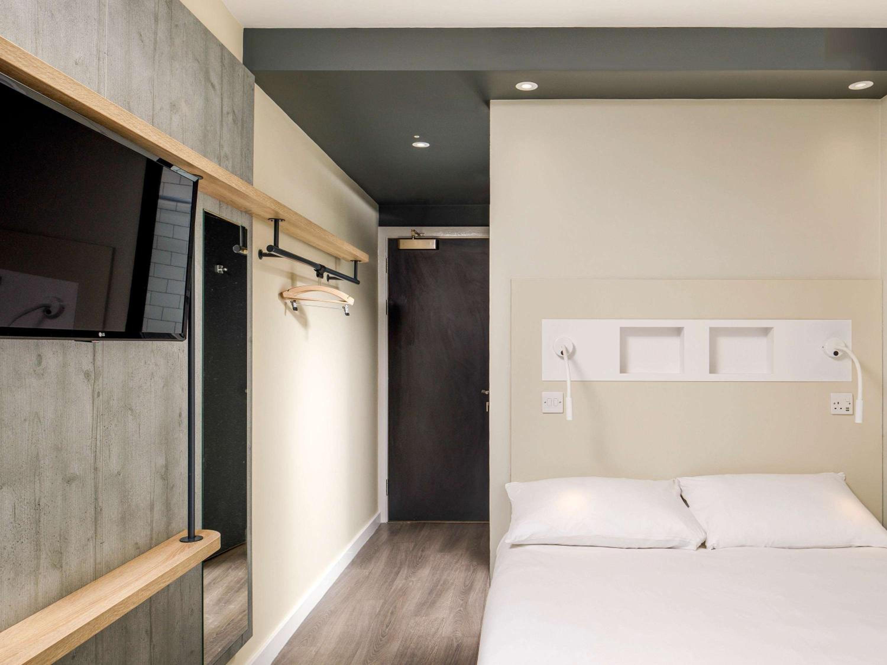 Double Room - Photo 2