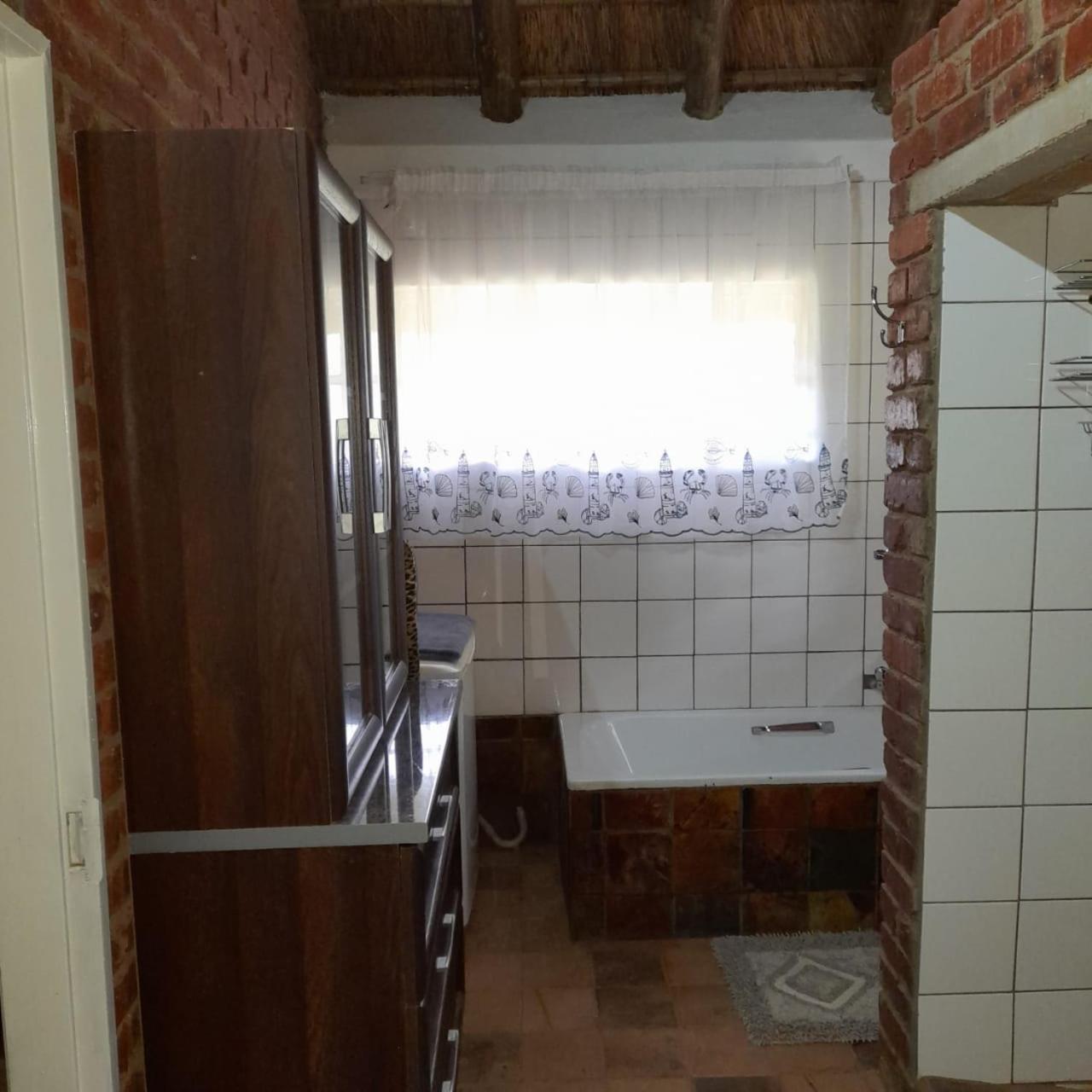 Family Cottage - Photo 3