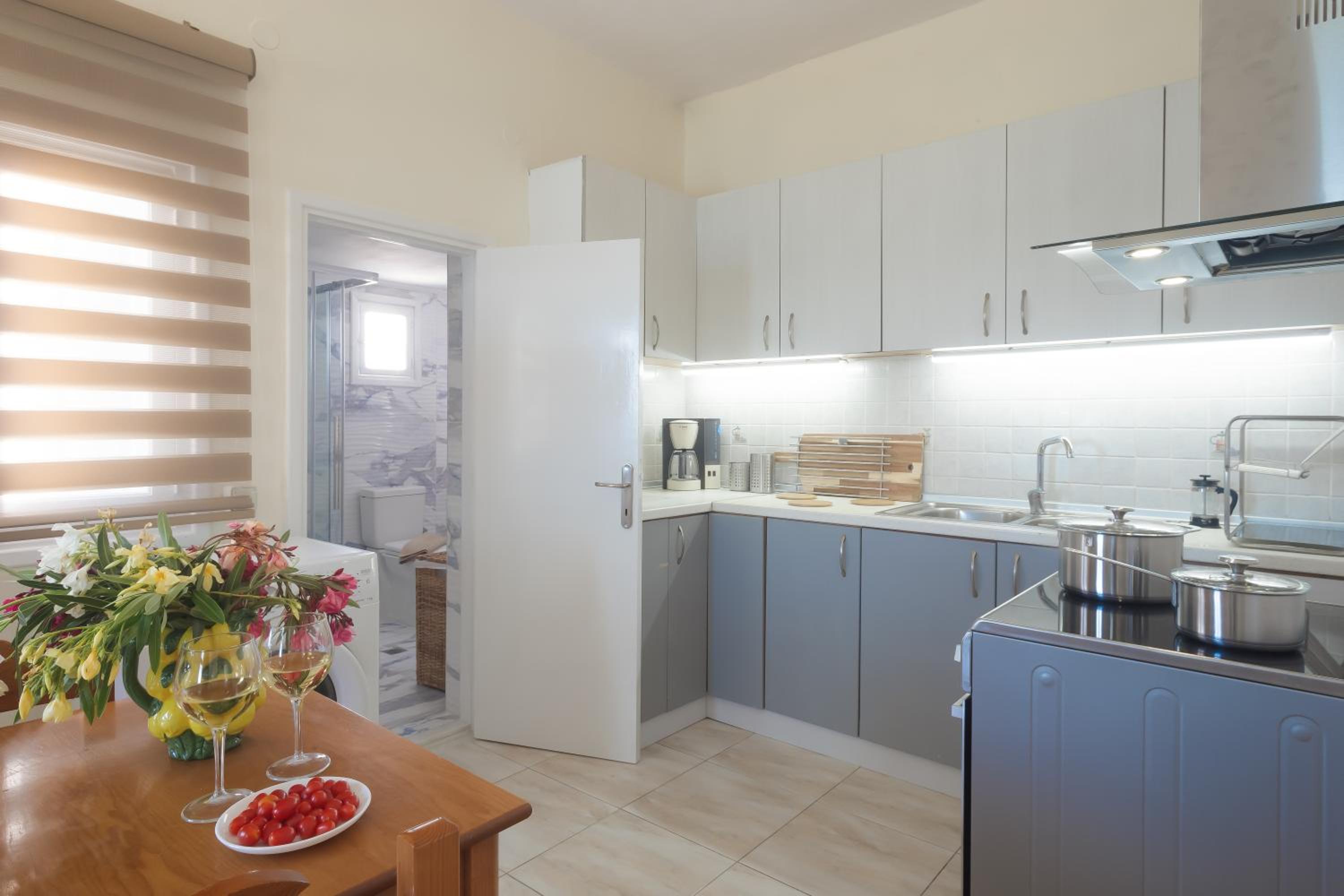 Villa with Sea View photo 2
