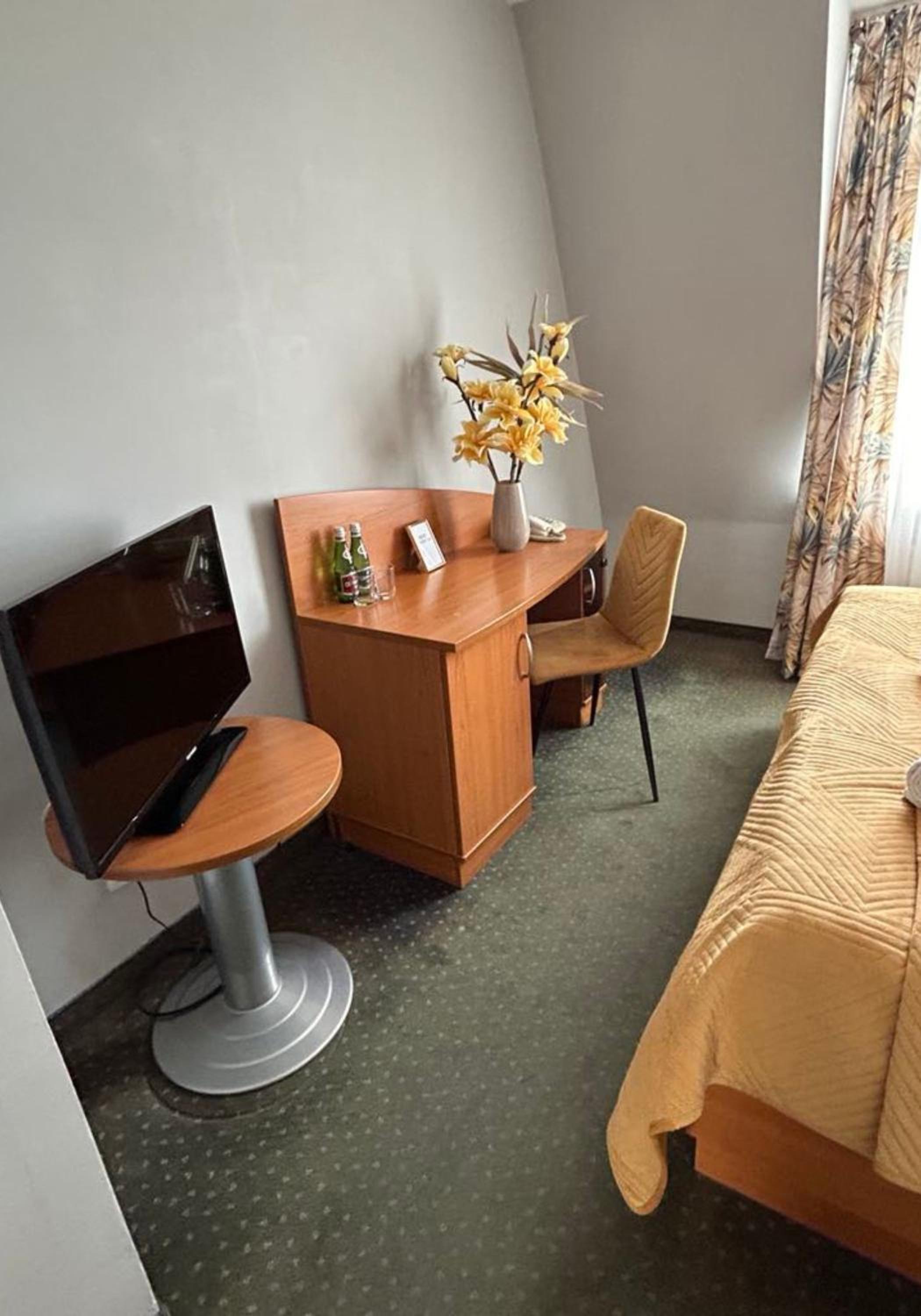 Double Room - Photo 7