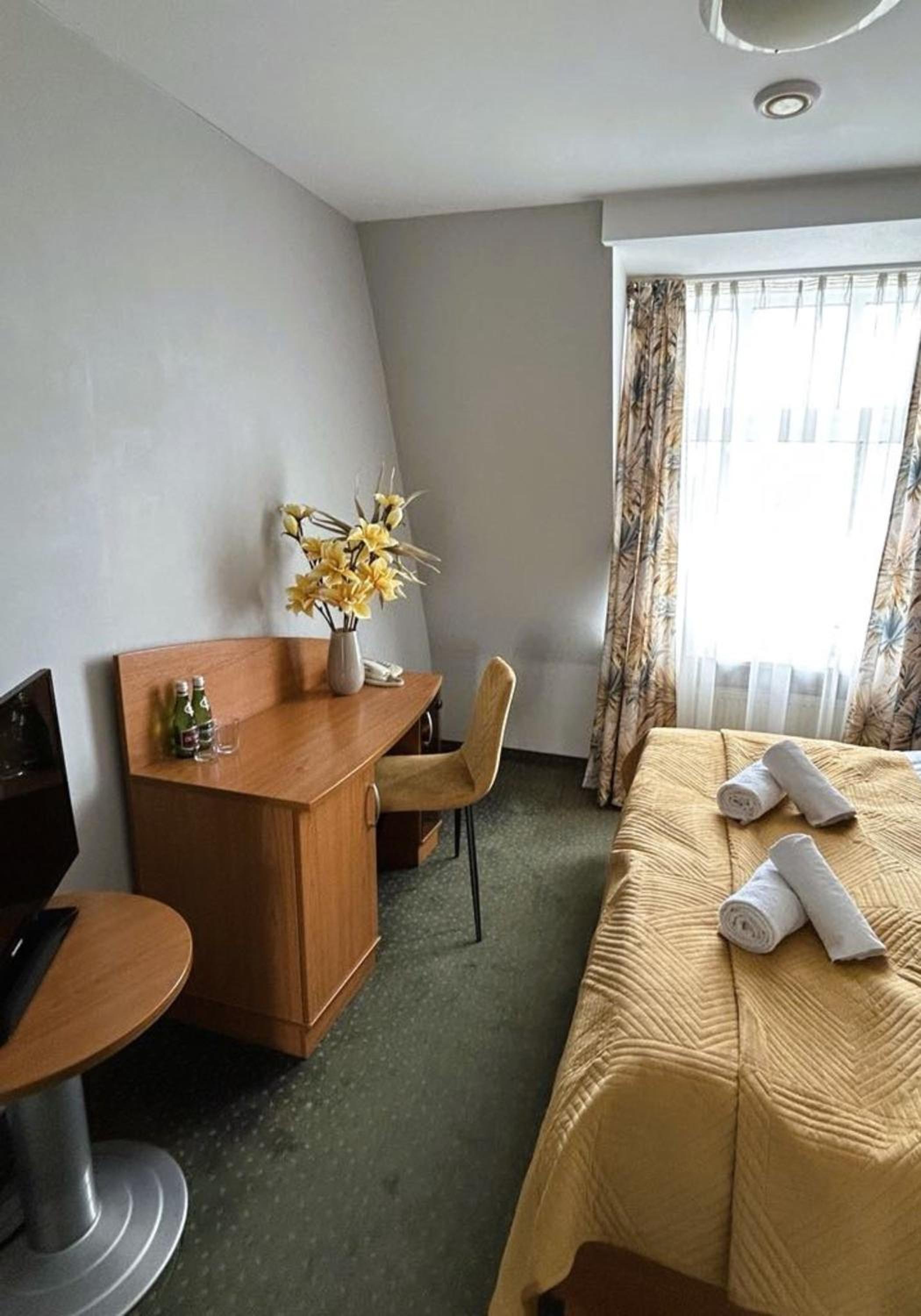 Double Room - Photo 3